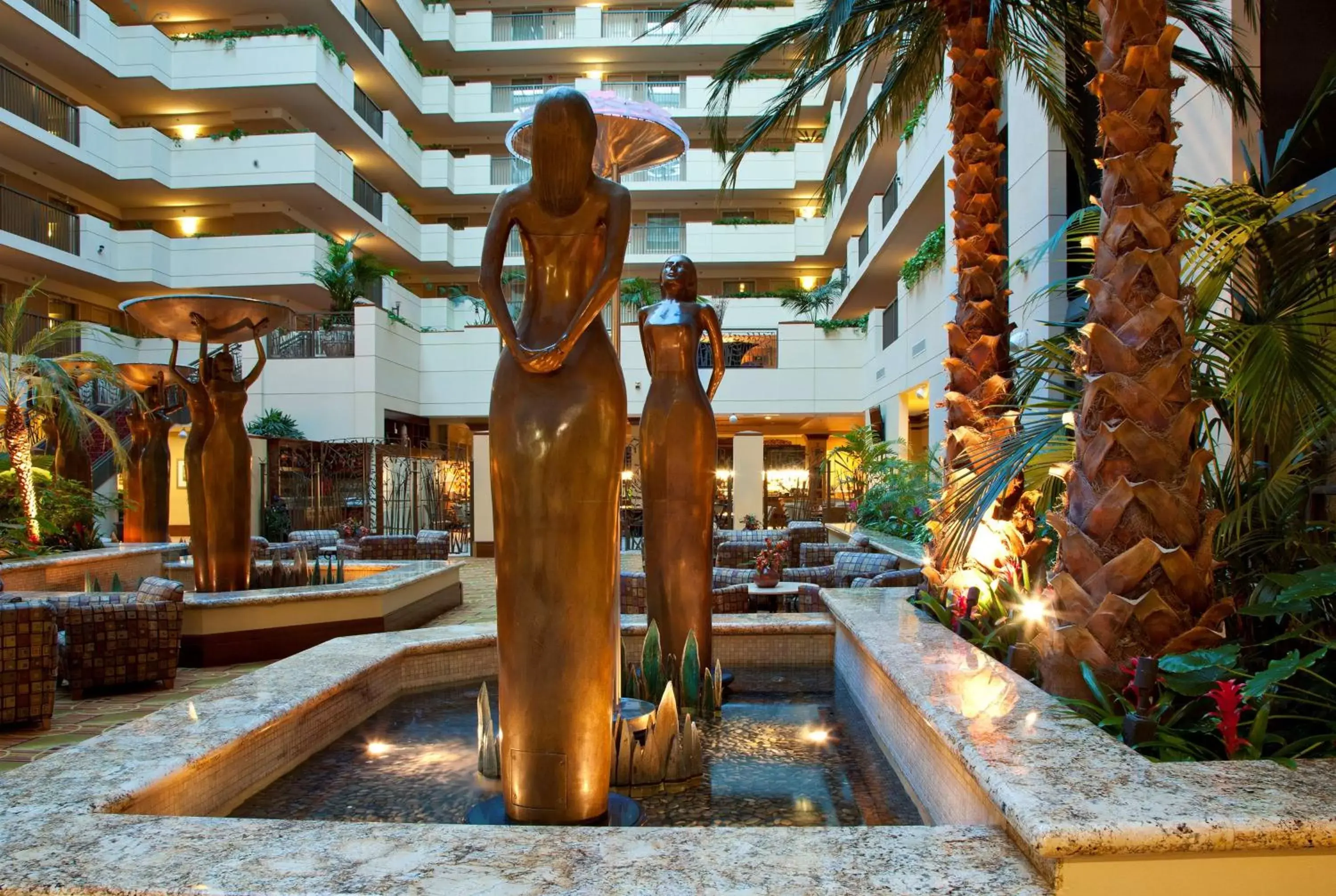 Lobby or reception in Embassy Suites by Hilton Sacramento Riverfront Promenade