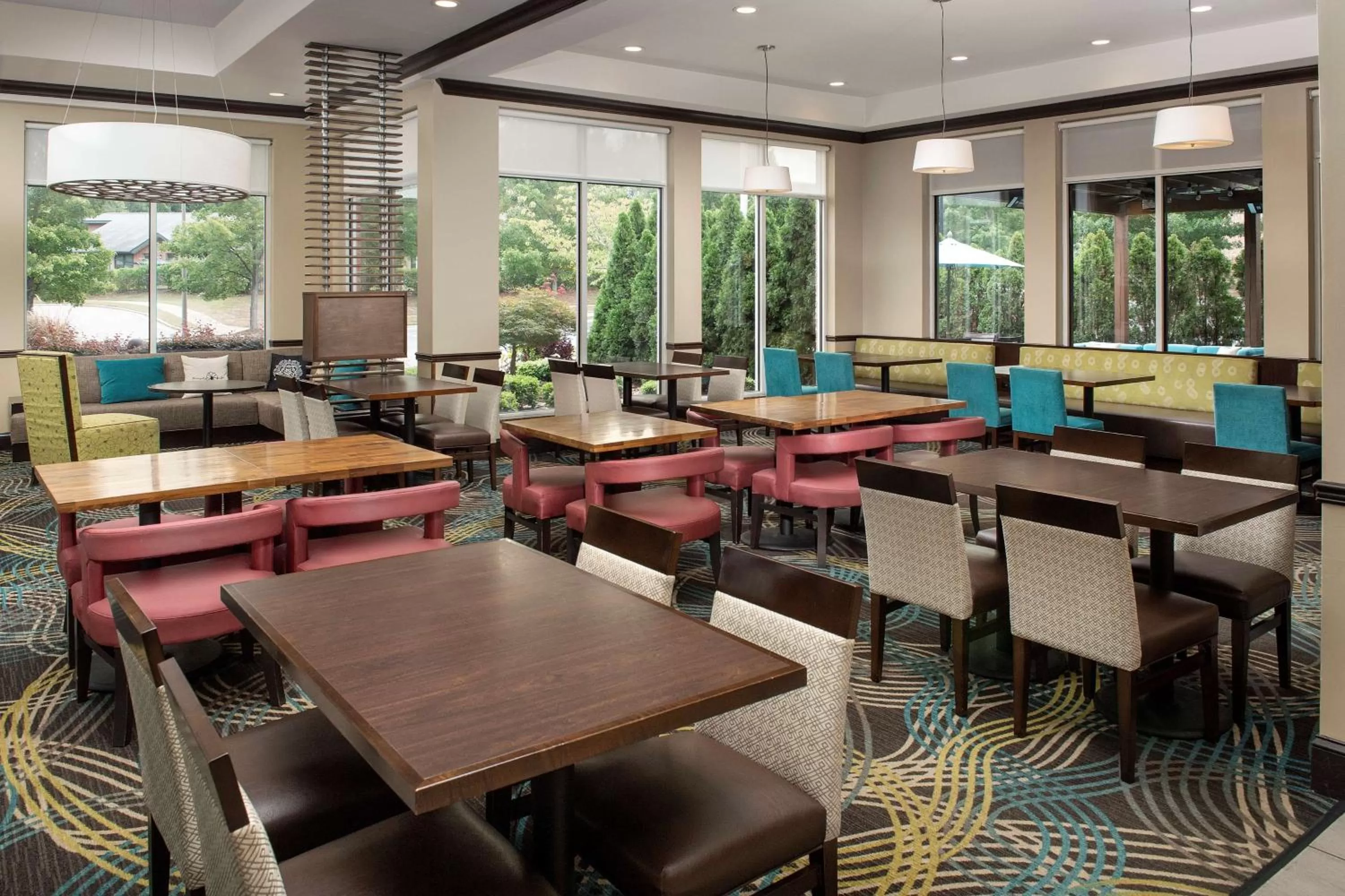 Restaurant/places to eat in Hilton Garden Inn Charlotte/Mooresville