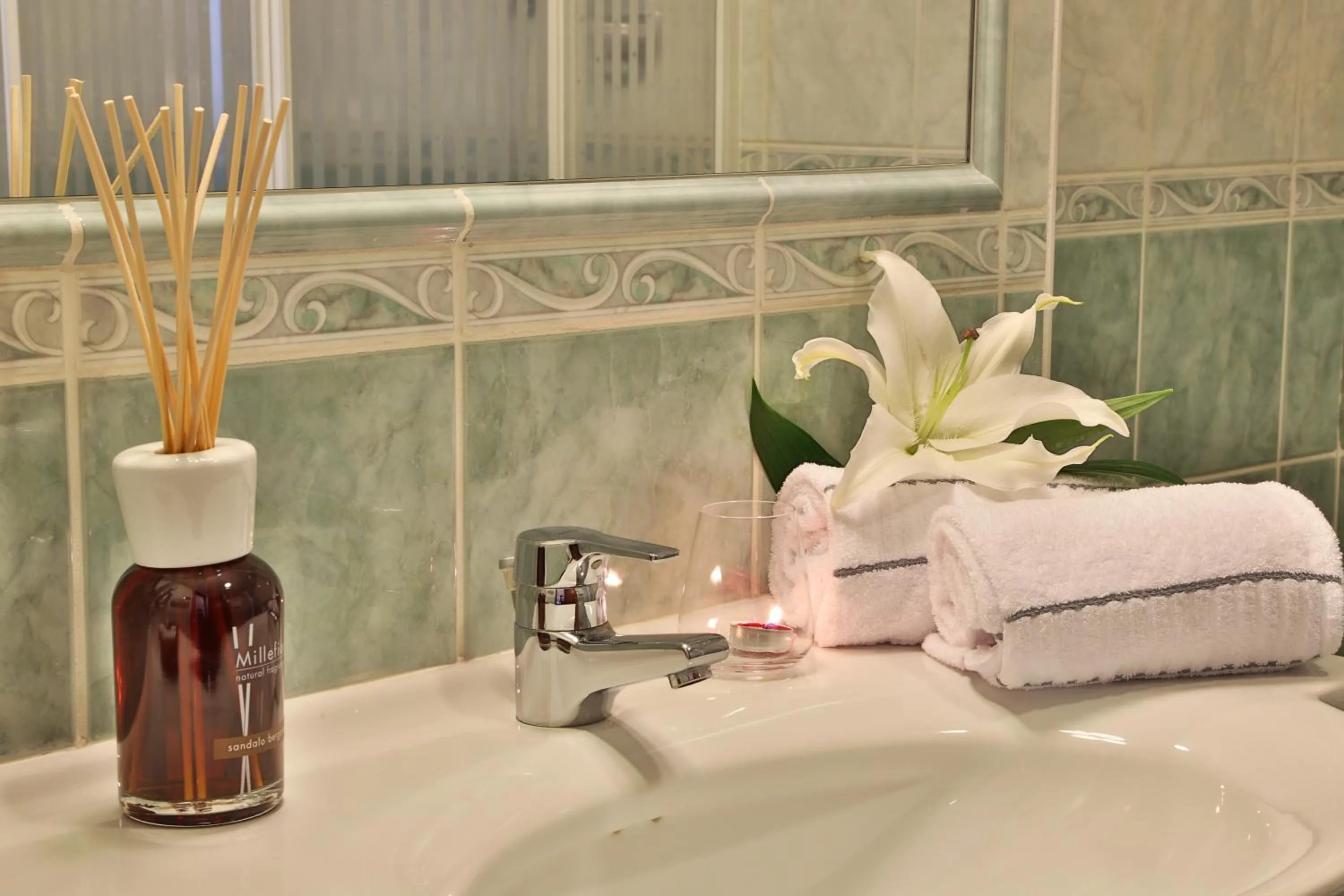 Bathroom in Best Western Classic Hotel