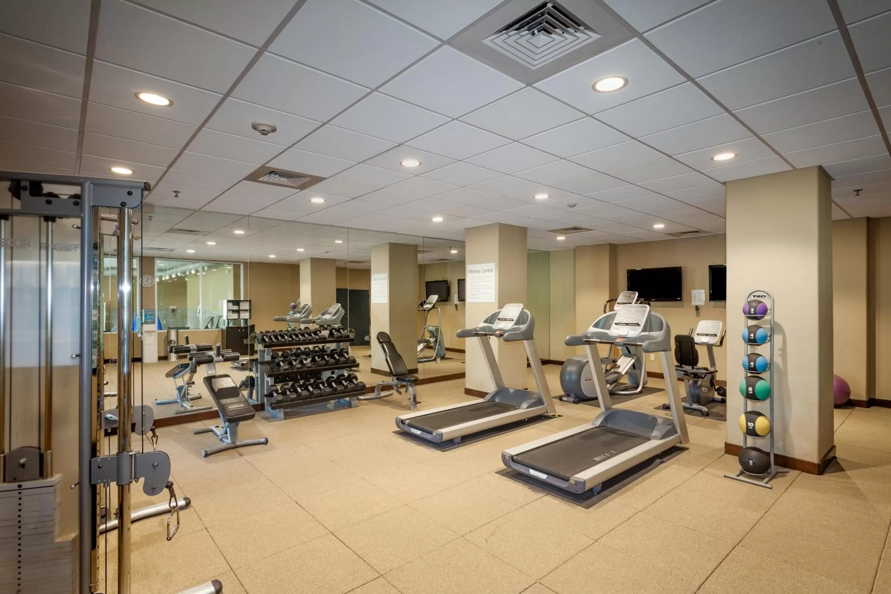 Fitness centre/facilities in Holiday Inn San Antonio Northwest- SeaWorld Area by IHG