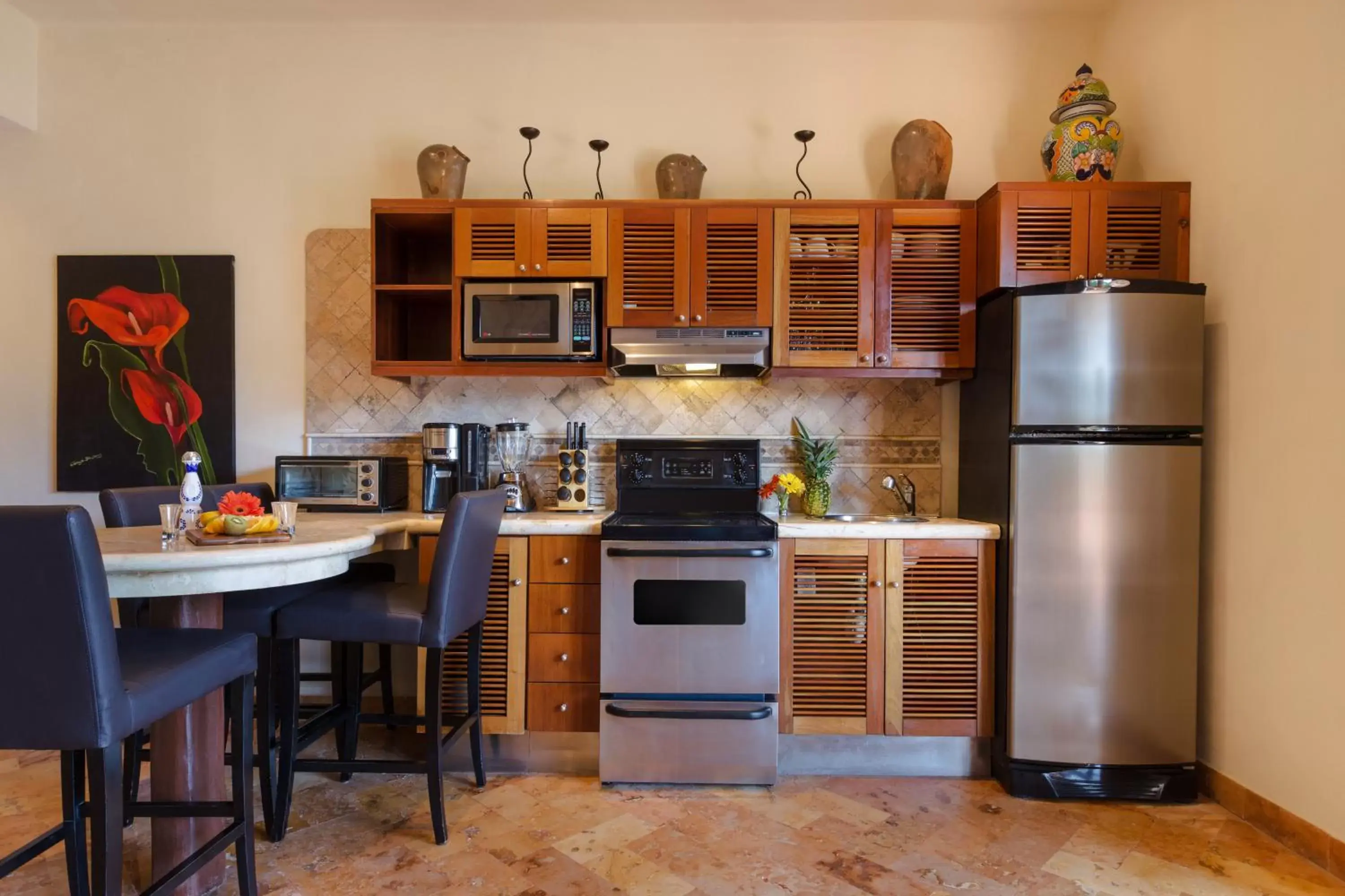 Kitchen or kitchenette, Kitchen/Kitchenette in Porto Playa Condo Hotel and Beach Club