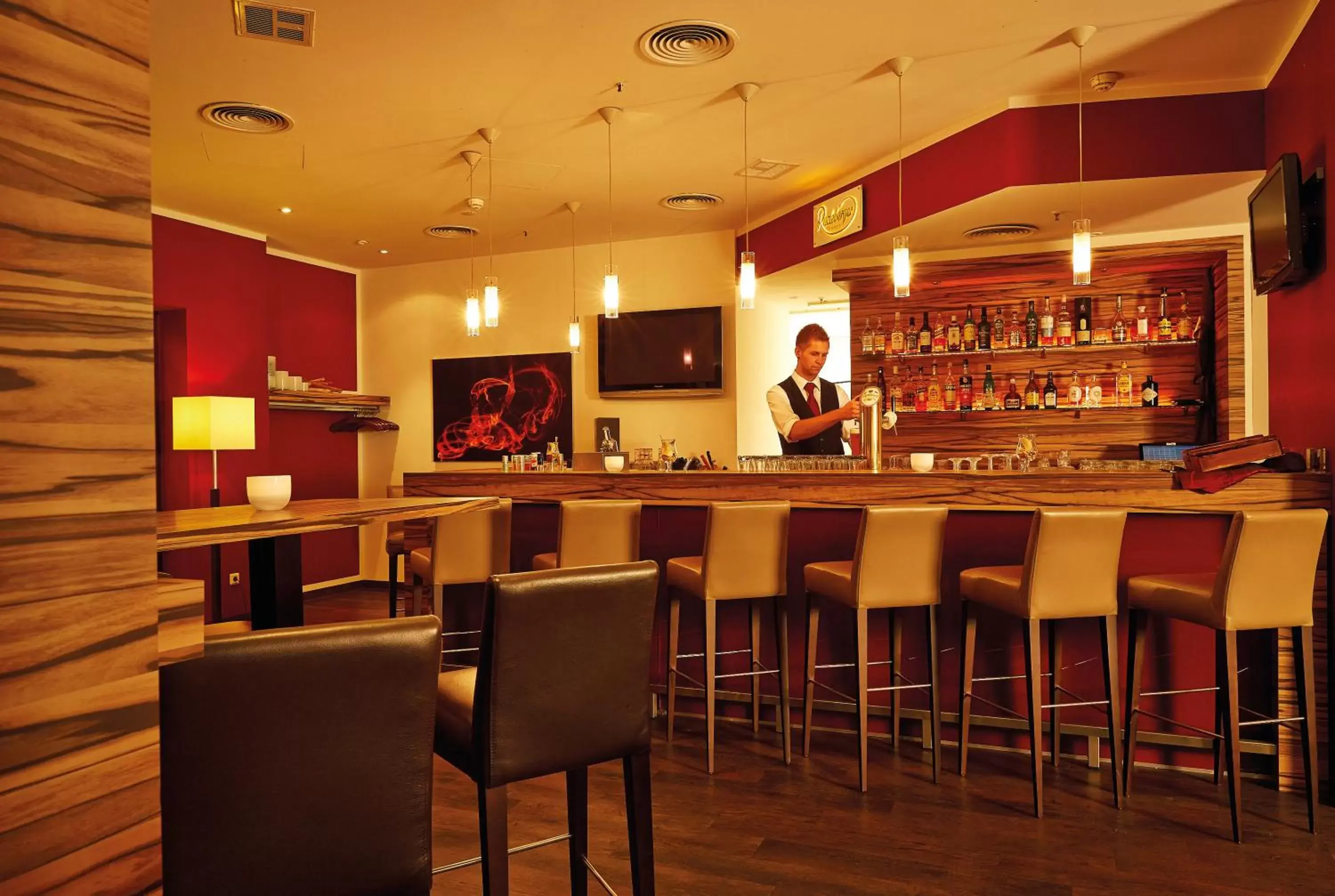 Lounge or bar, Lounge/Bar in H+ Hotel Bad Soden