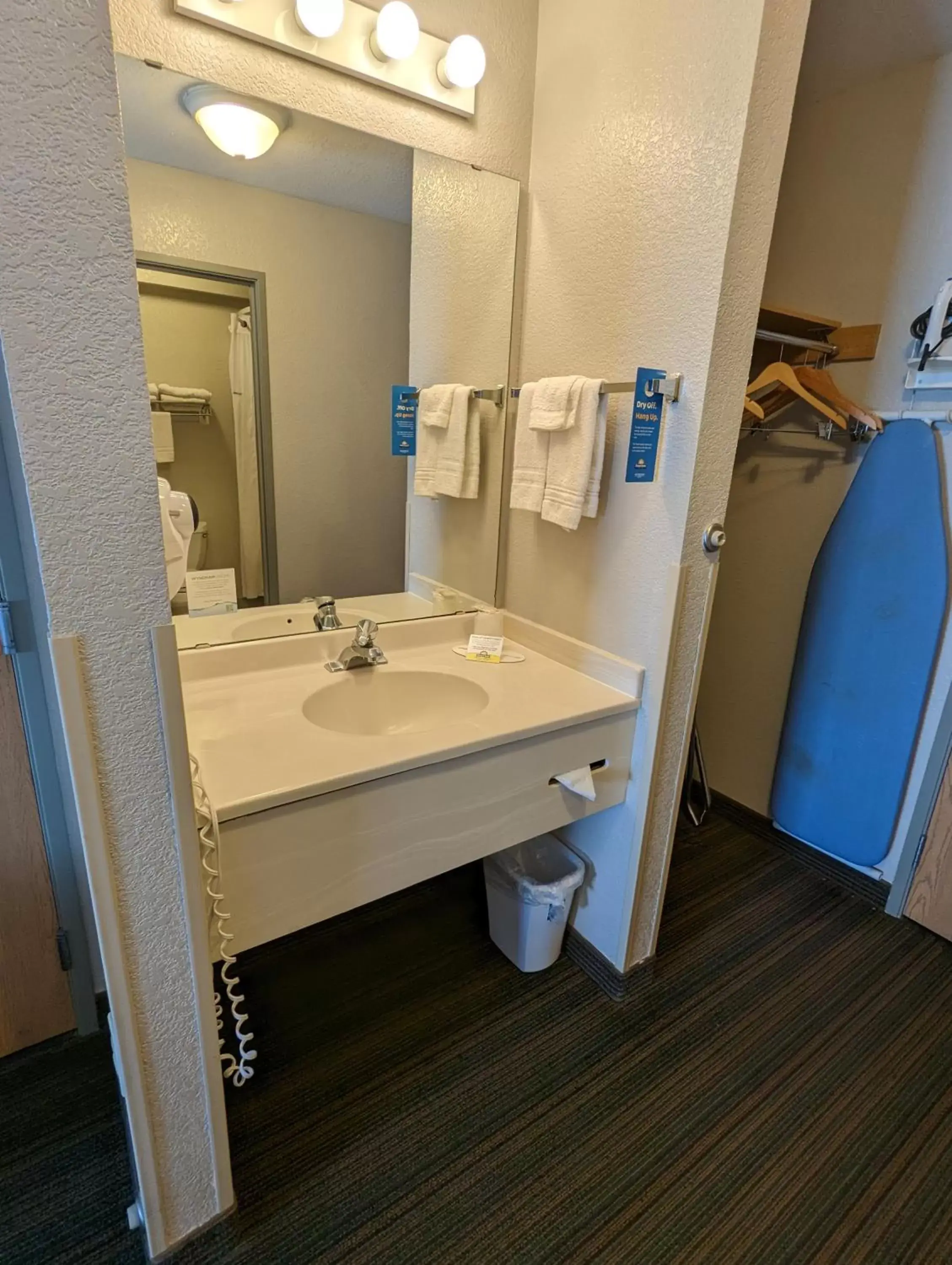 Bathroom in Days Inn & Suites by Wyndham Castle Rock