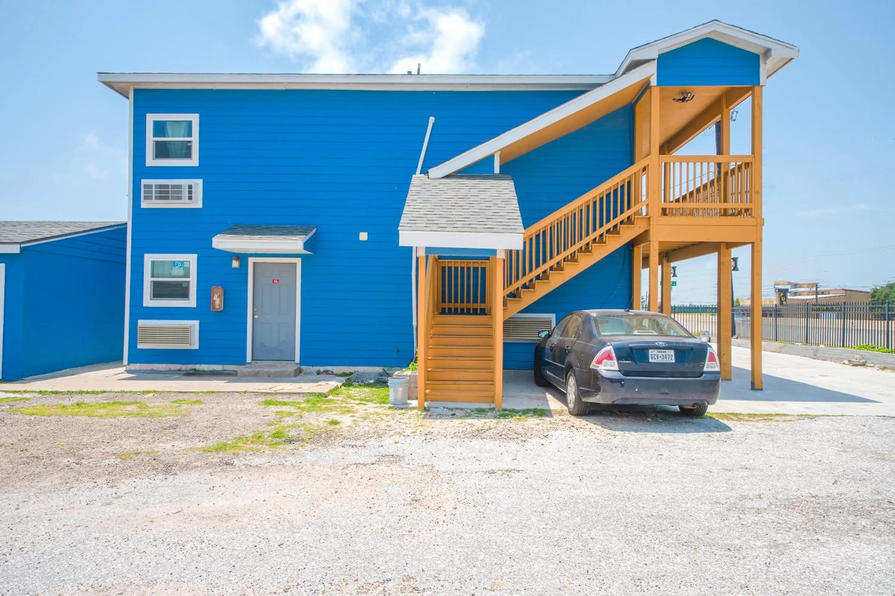 Property building in Plaza Motel Corpus Christi by OYO