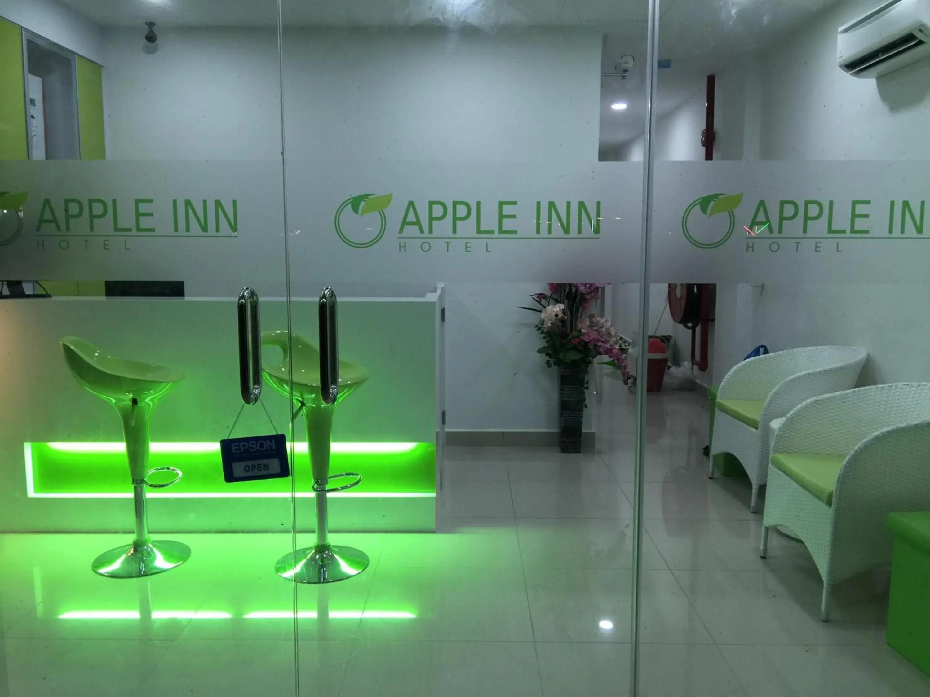 Facade/entrance in Apple Inn Hotel