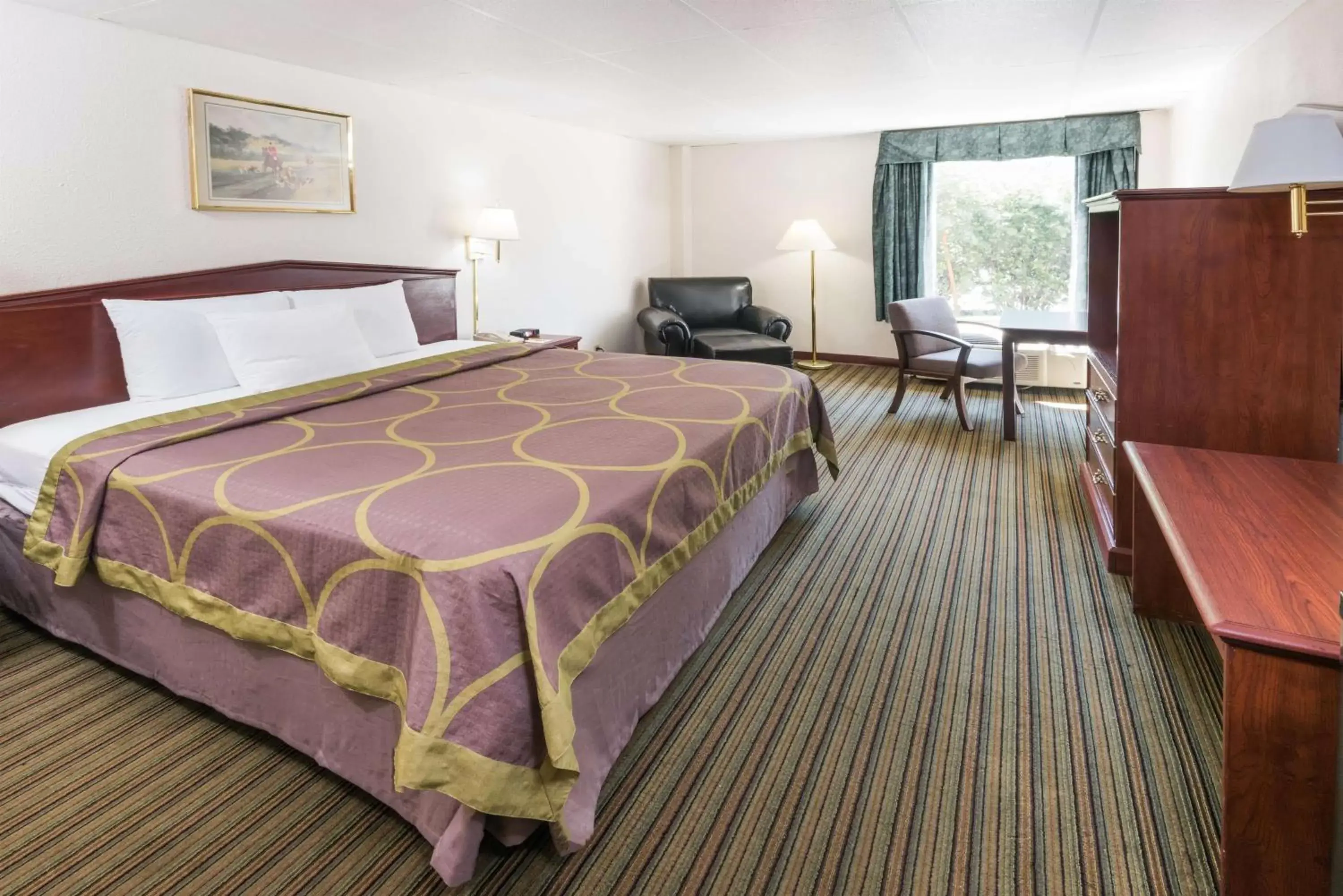 King Room - Mobility Accessible - Non-Smoking in Super 8 by Wyndham Columbus