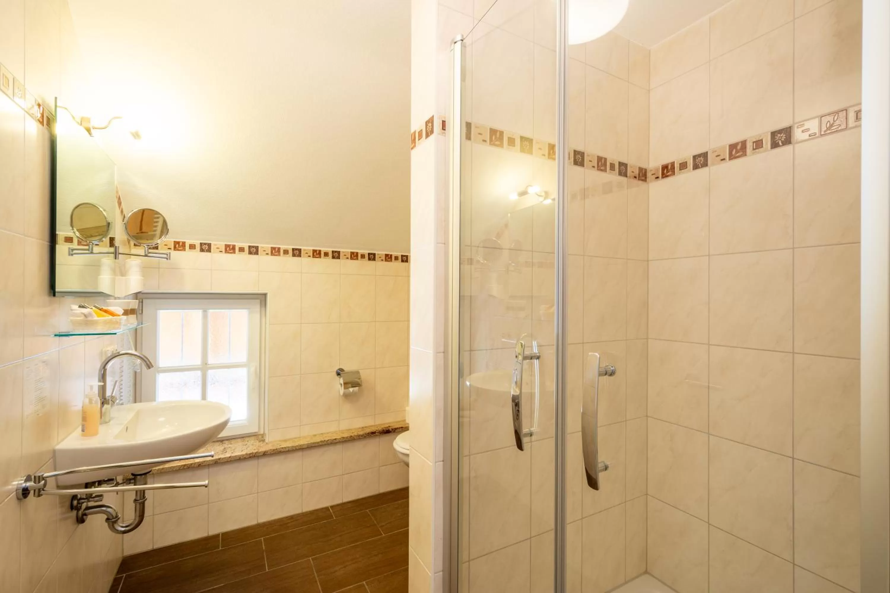Shower in Boutique Hotel Angerer