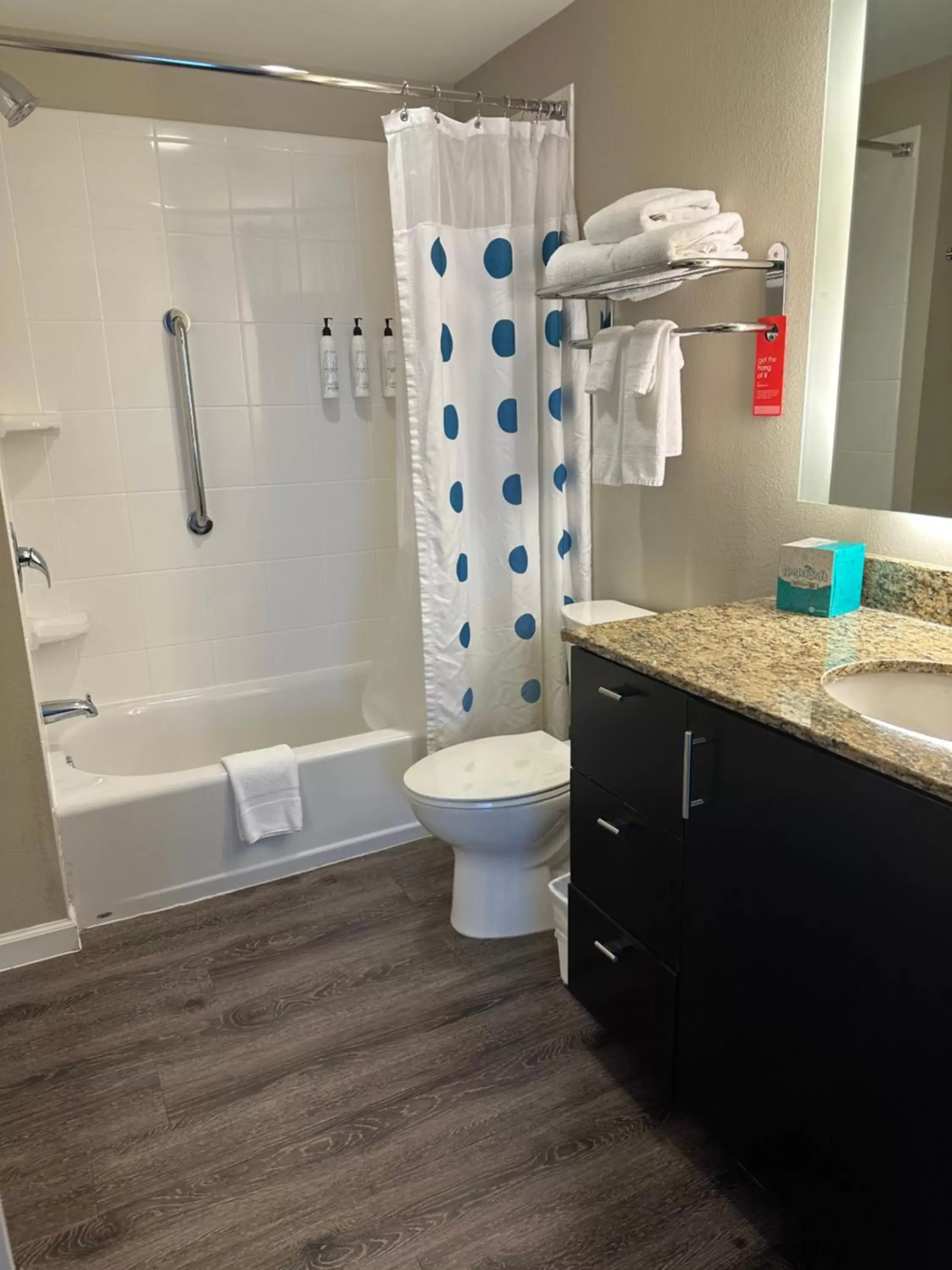 Bathroom in TownePlace Suites by Marriott Columbia Northwest/Harbison