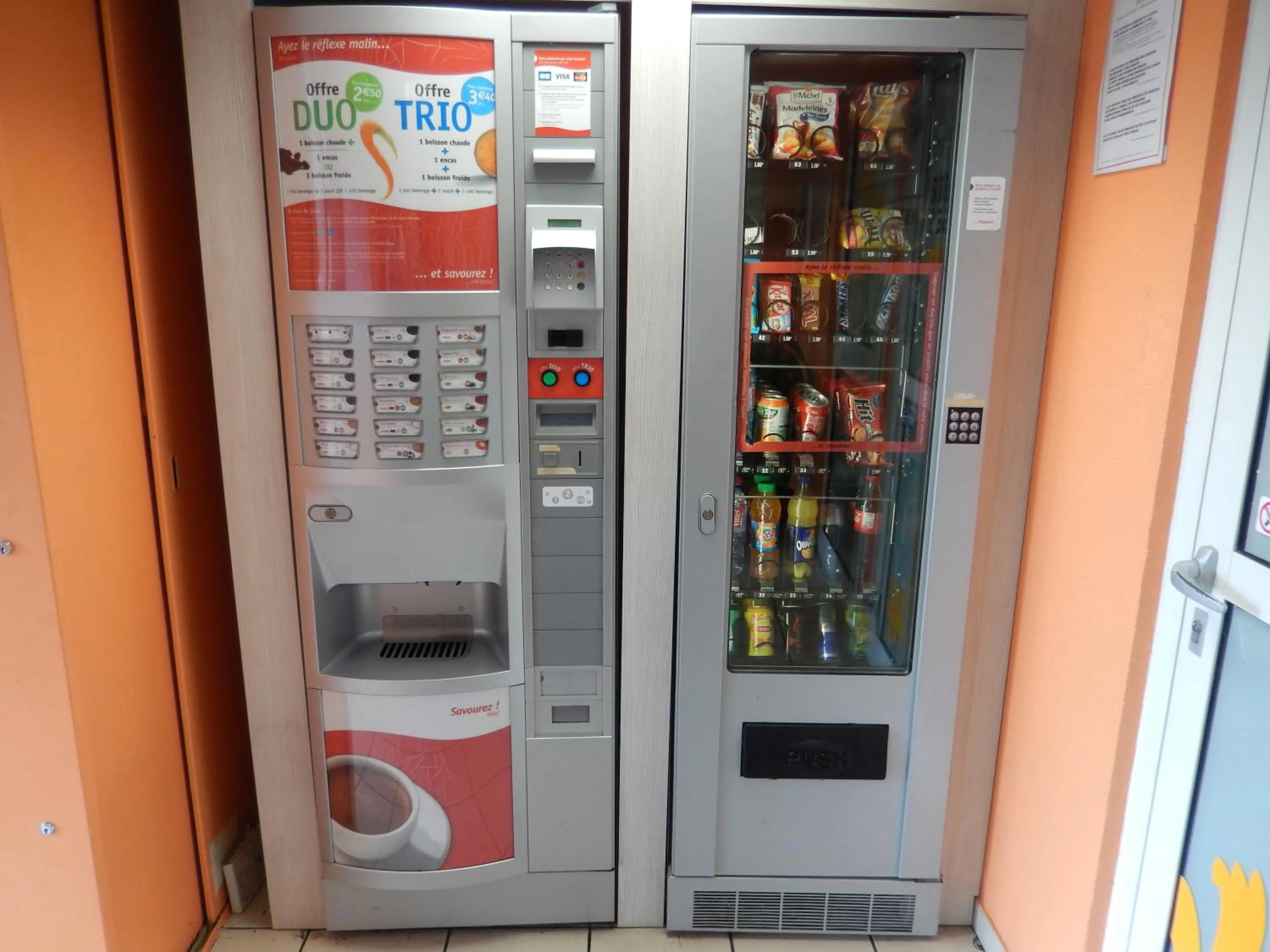 Food and drinks in Premiere Classe Biarritz