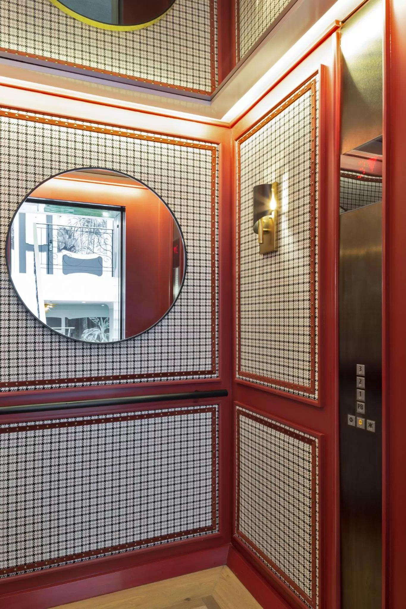 Lobby or reception in The Alest Hotel