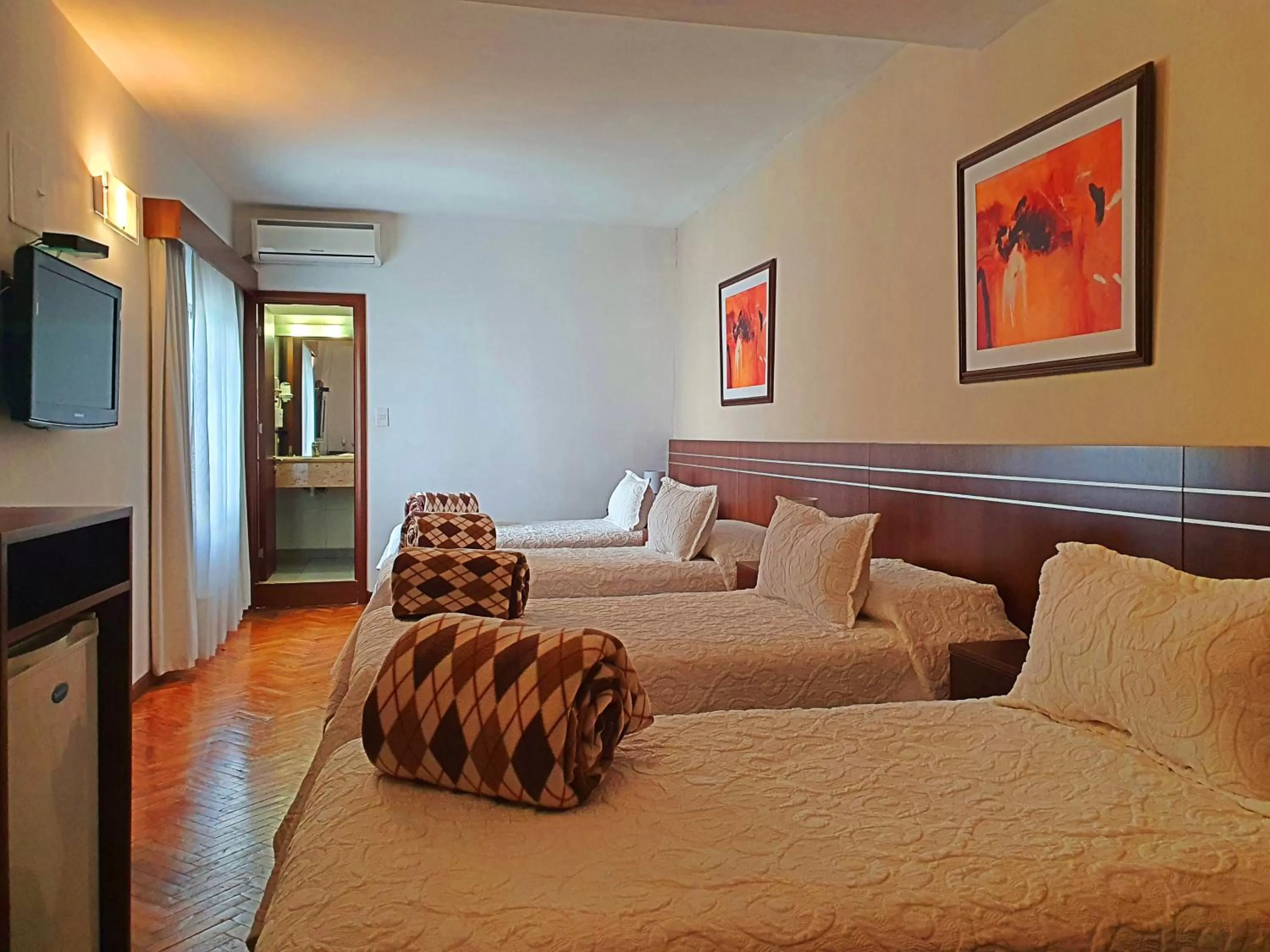 Bed in Hotel America