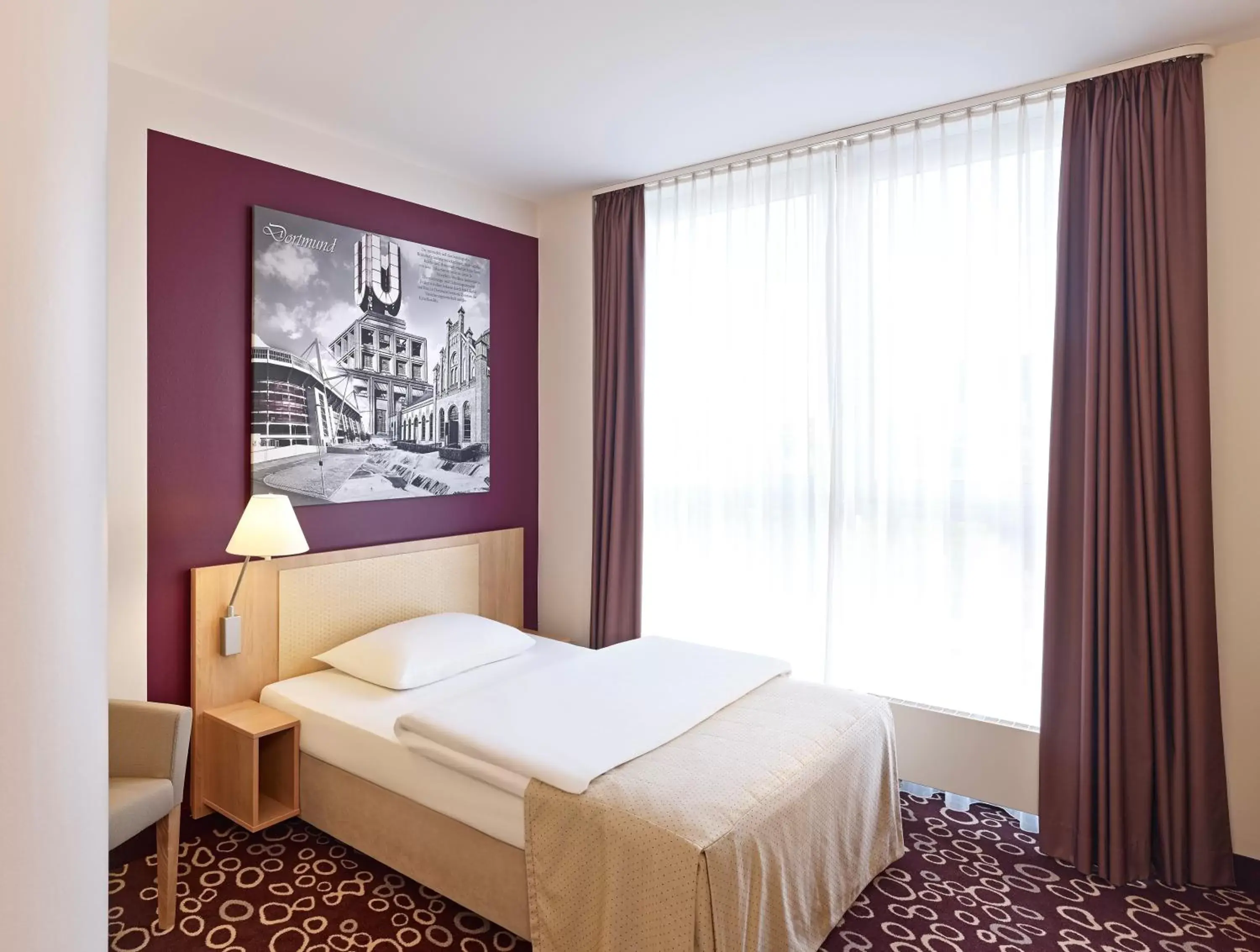 Bedroom, Bed in Mercure Hotel Dortmund City