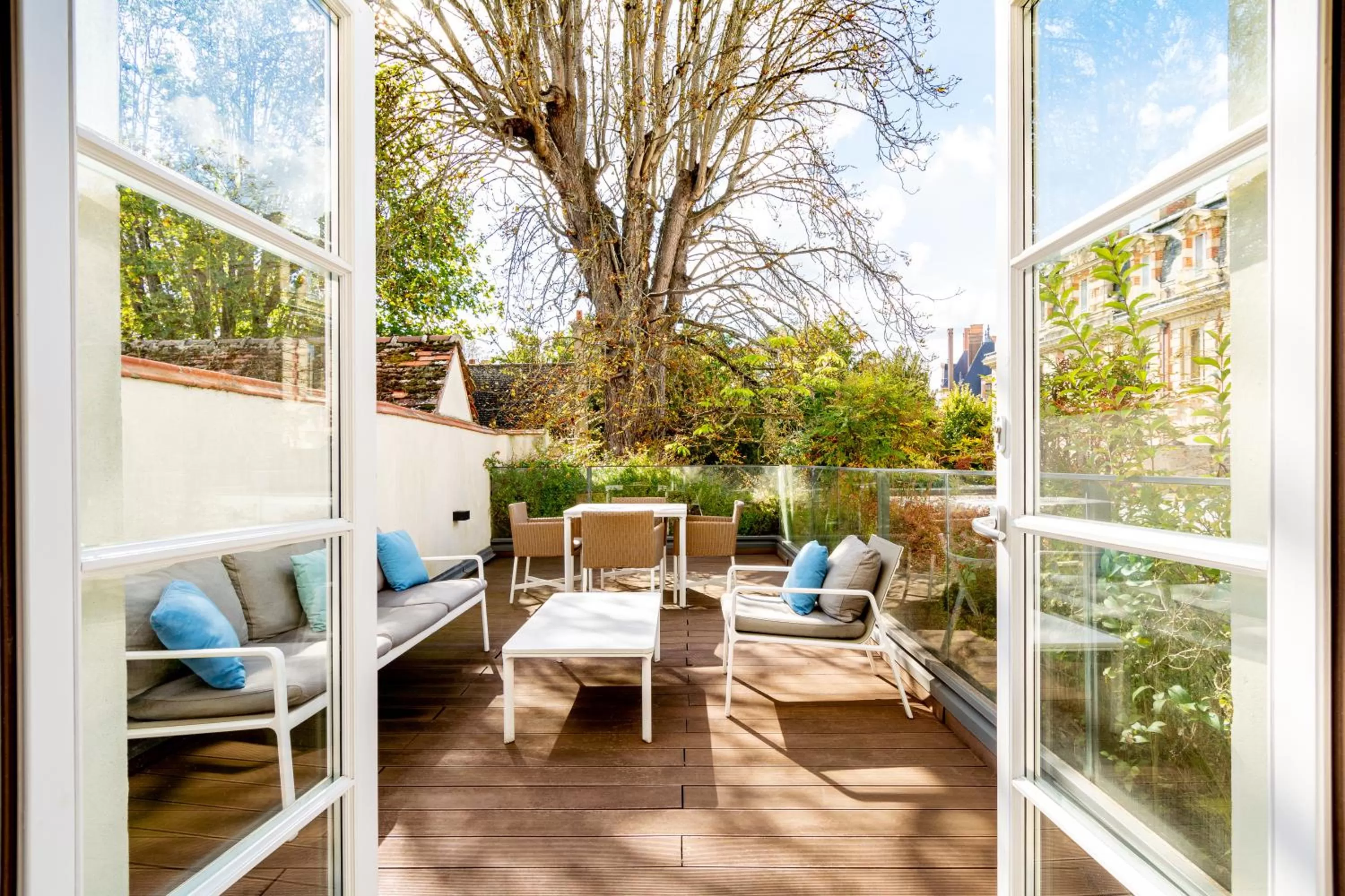 Patio in Hôtel de Cavoye