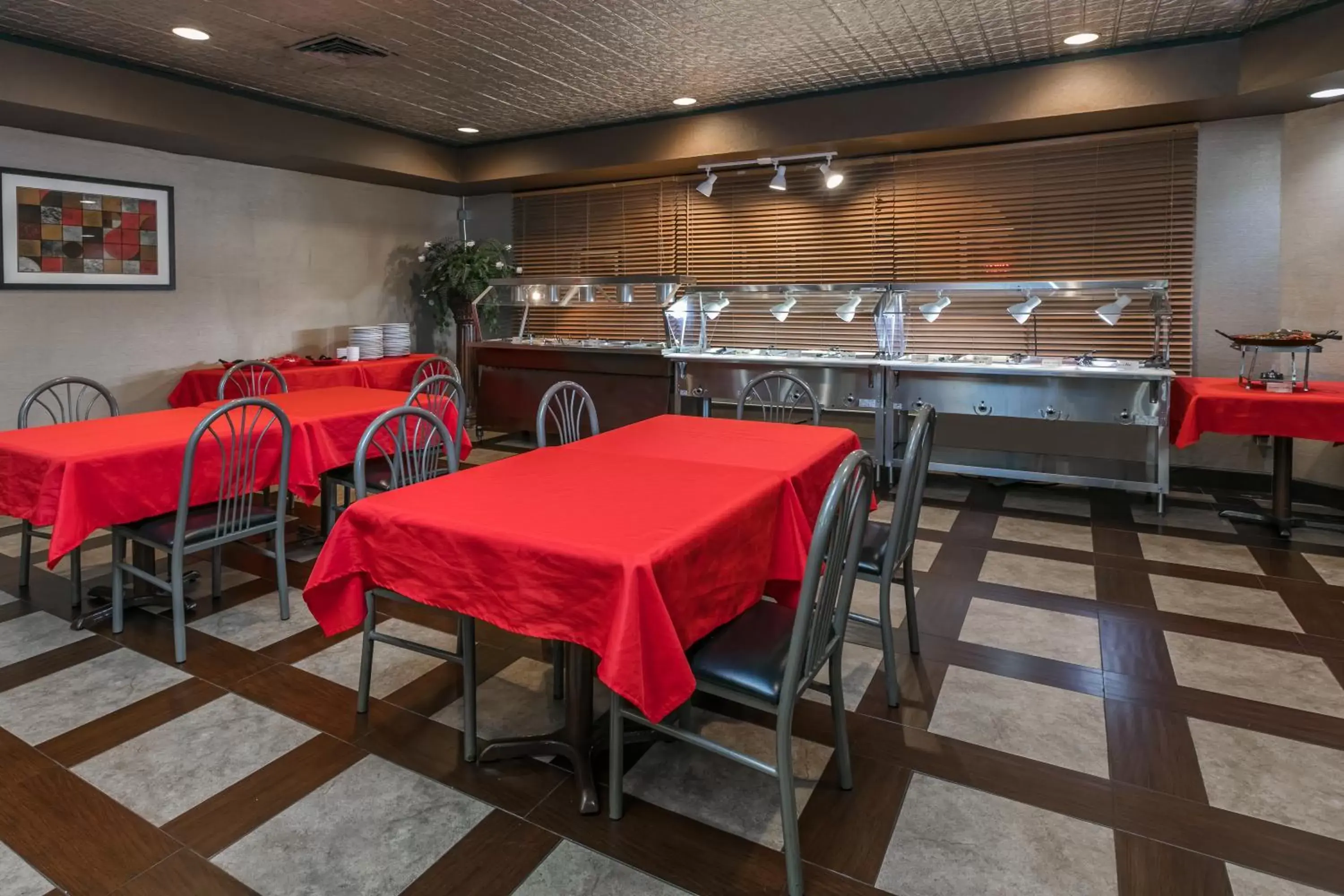 Restaurant/Places to Eat in Ramada by Wyndham Odessa Near University of Texas Permian