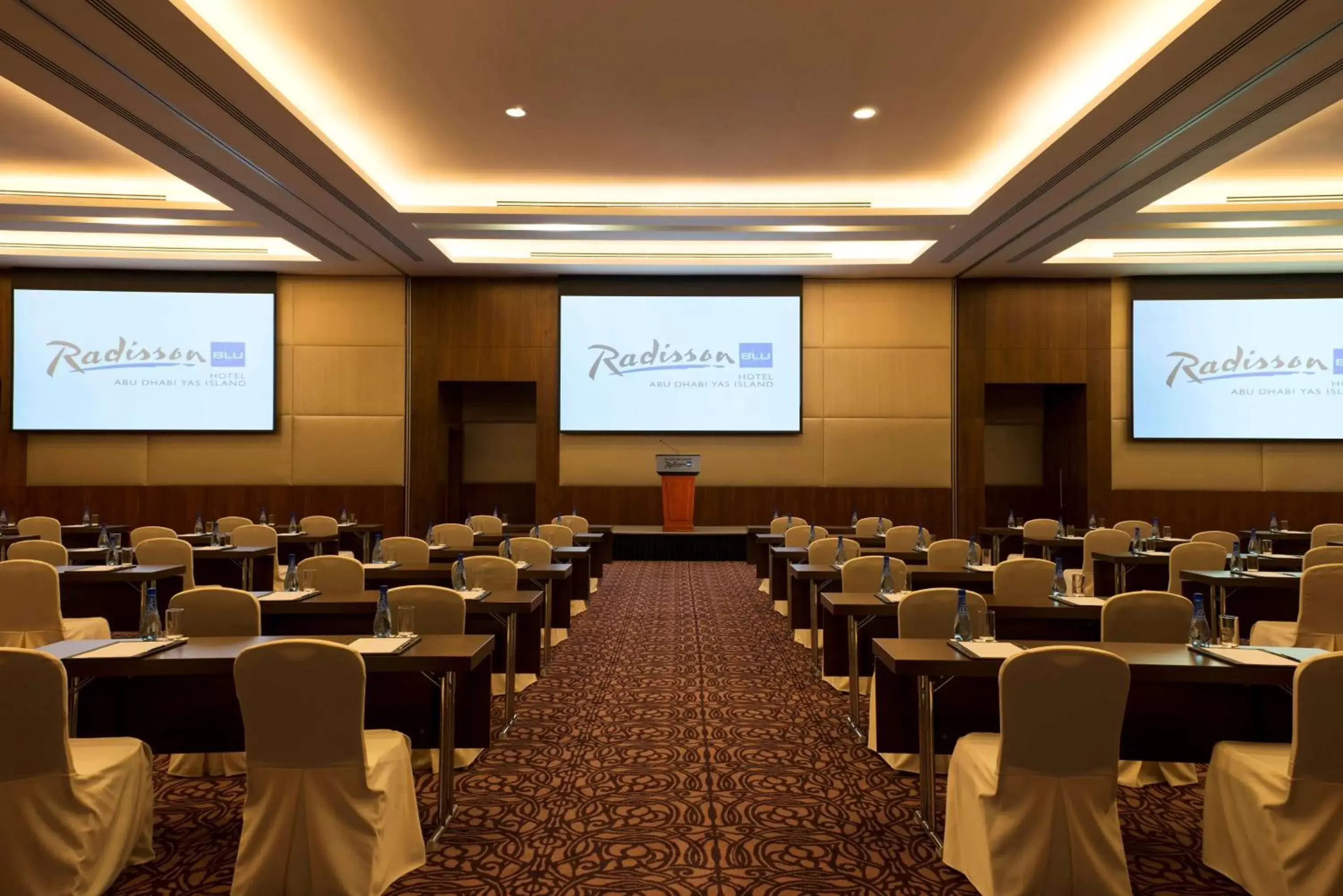 Meeting/conference room, Business Area/Conference Room in Radisson Blu Hotel, Abu Dhabi Yas Island
