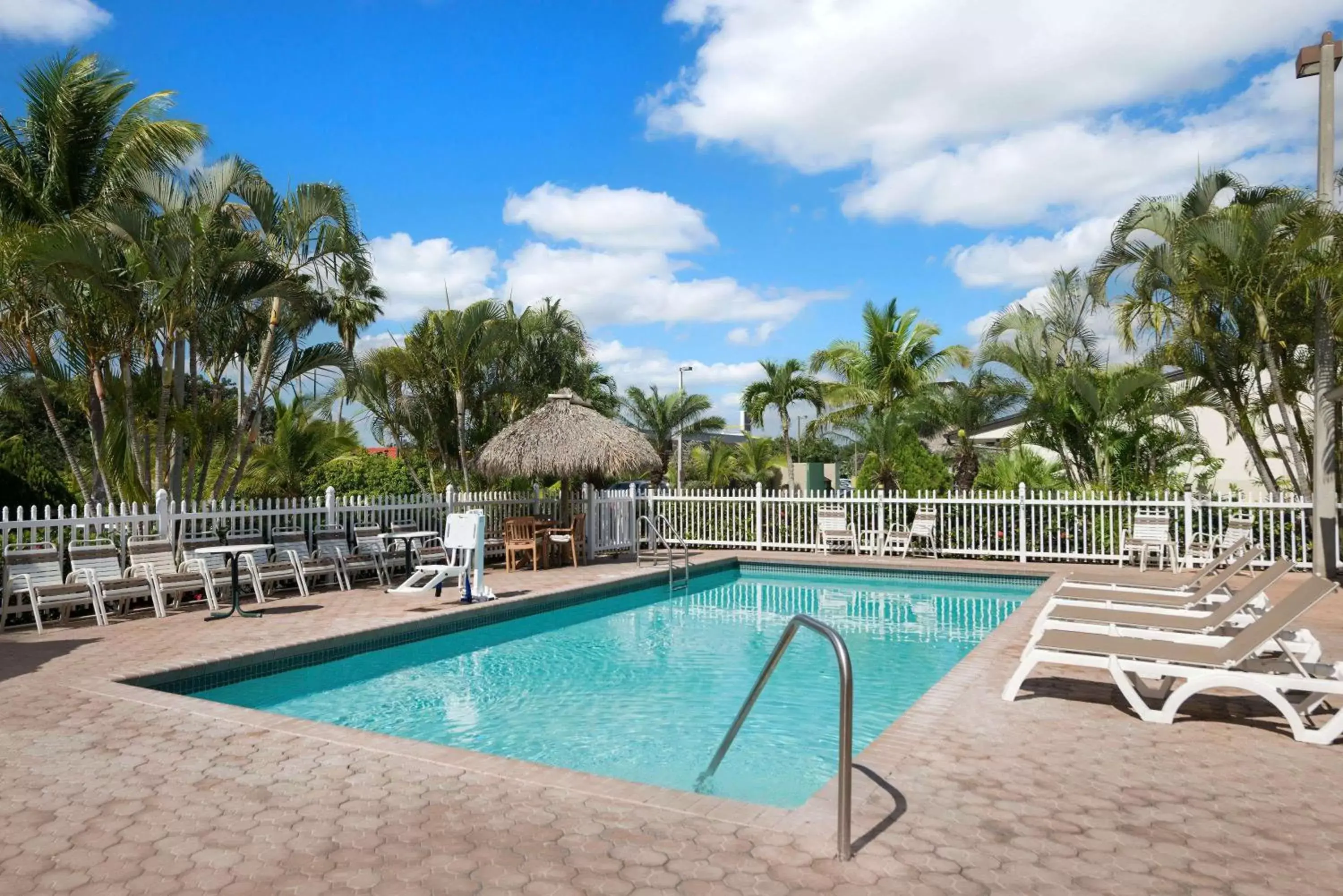 Pool view, Swimming Pool in Travelodge by Wyndham Florida City/Homestead/Everglades