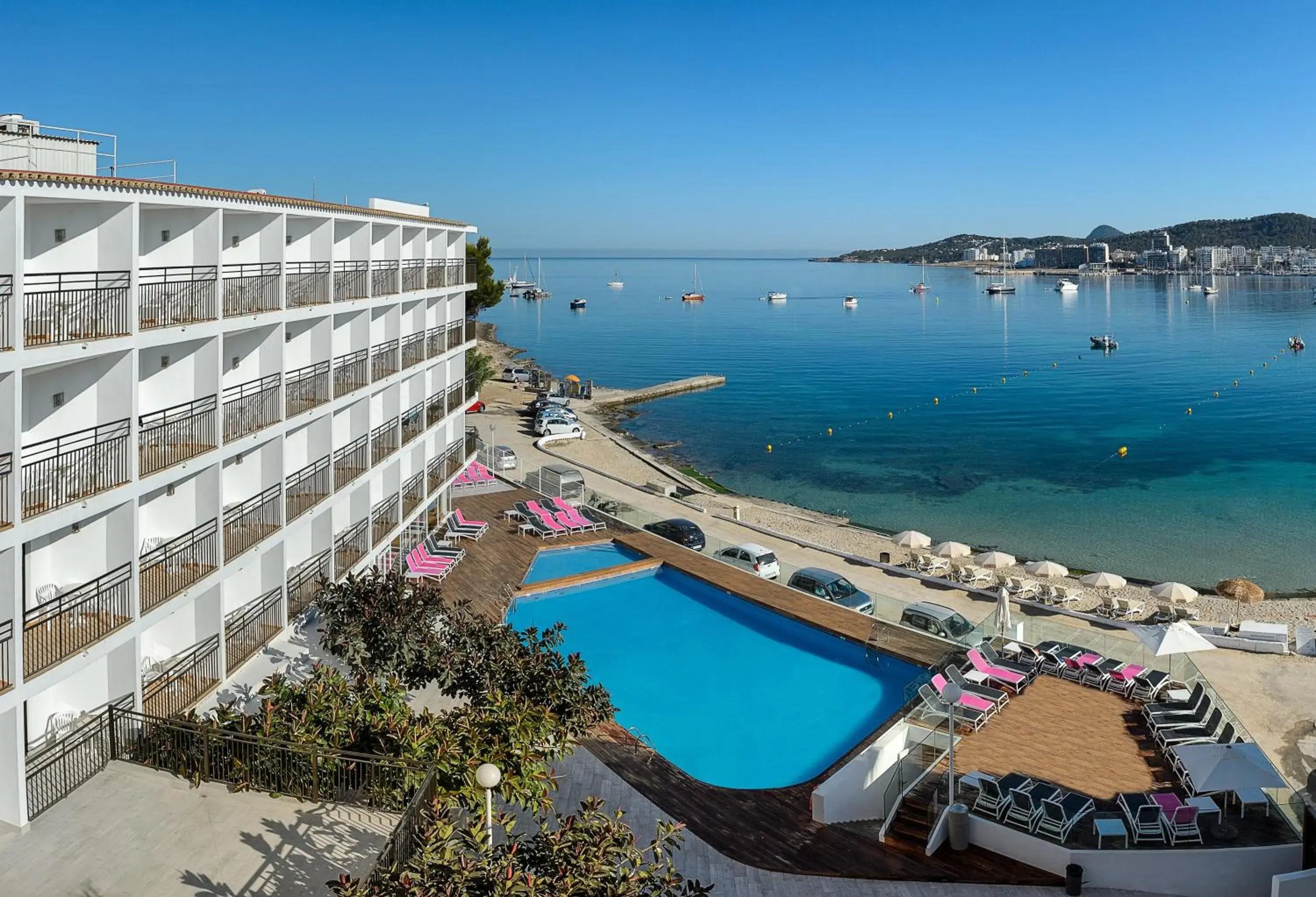 Sea view, Pool View in Hotel Playasol San Remo