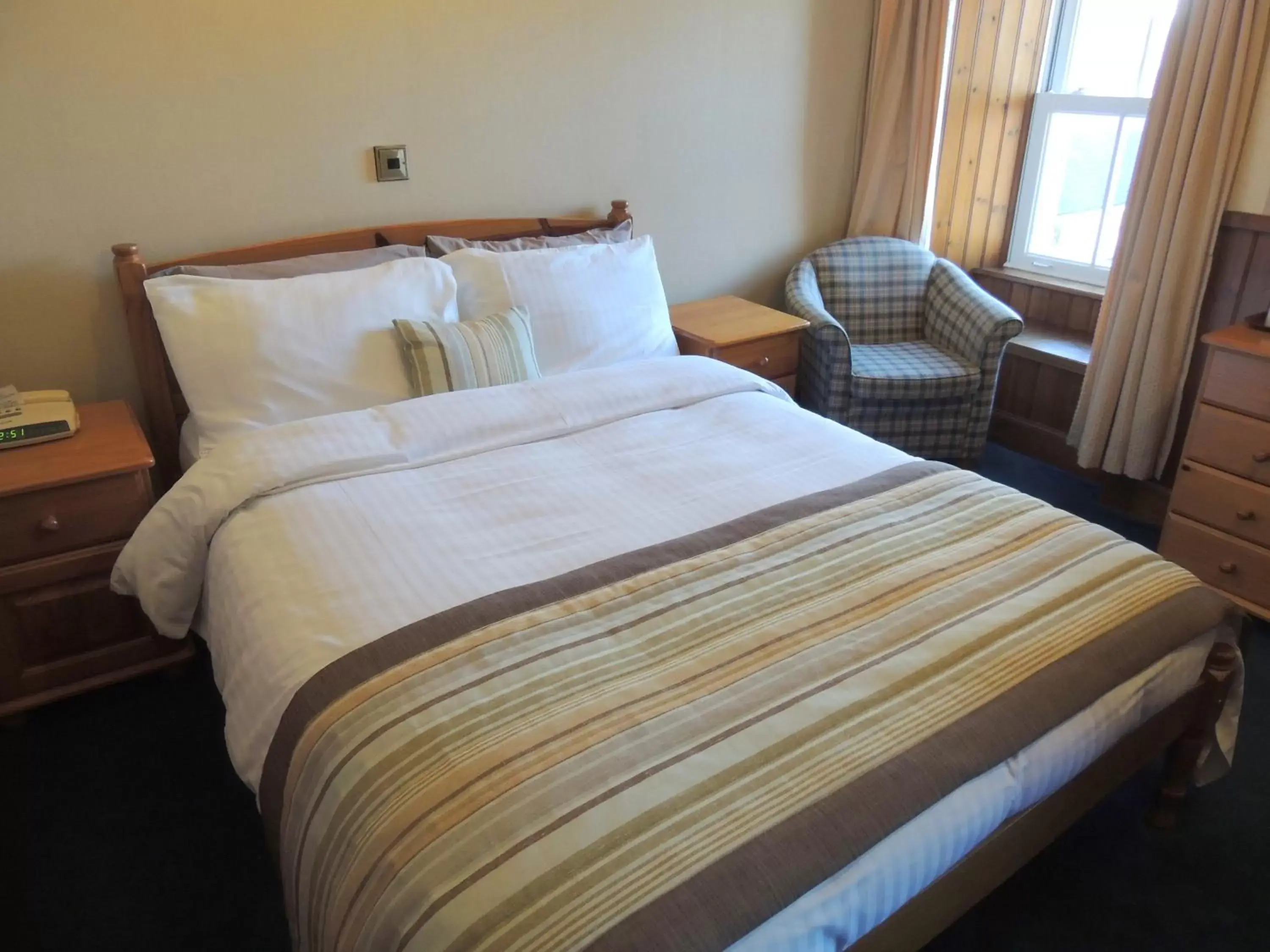 Bed in The Orkney Hotel