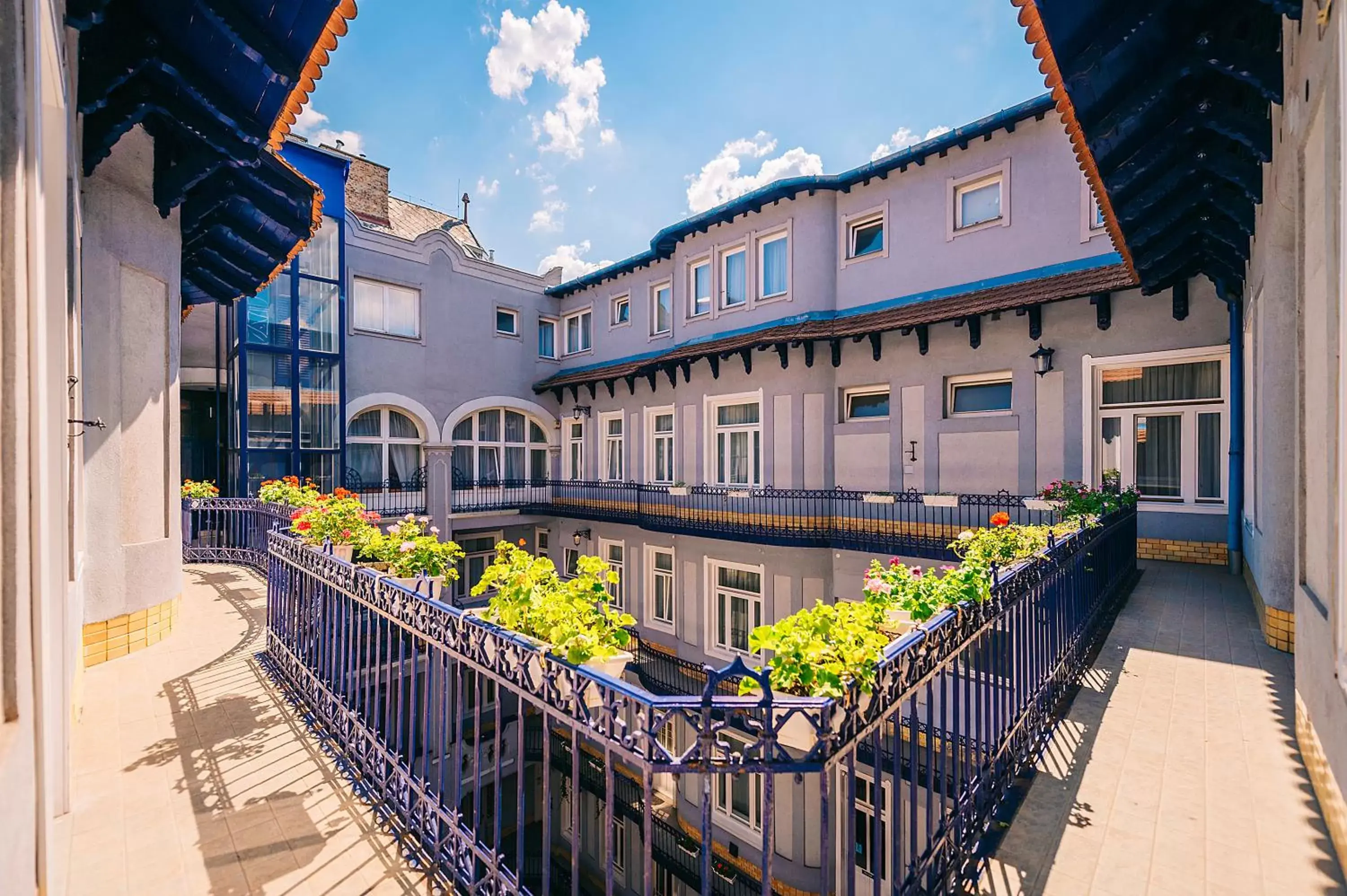 Inner courtyard view in Baross City Hotel - Budapest