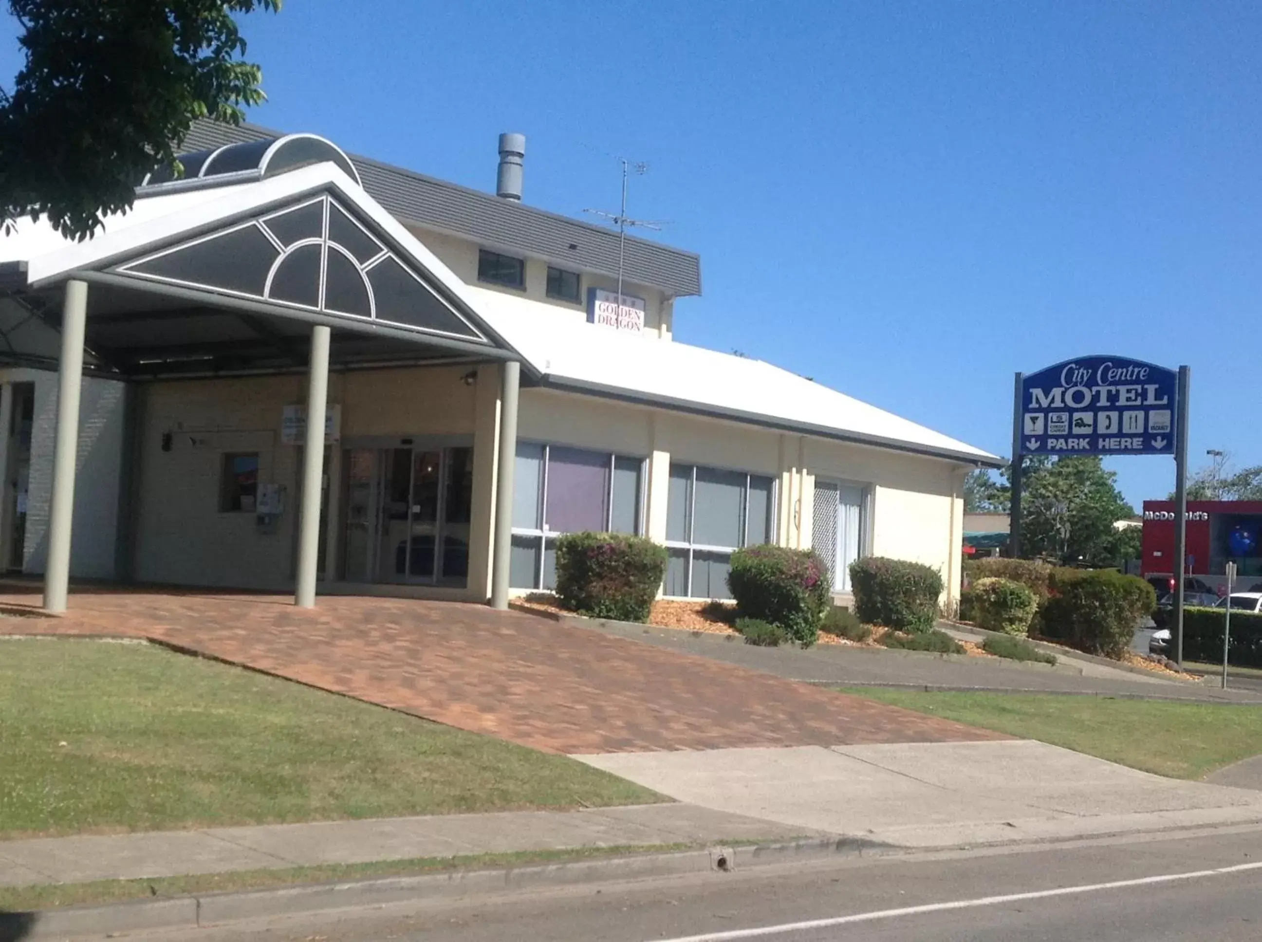 Property Building in City Centre Motel Kempsey