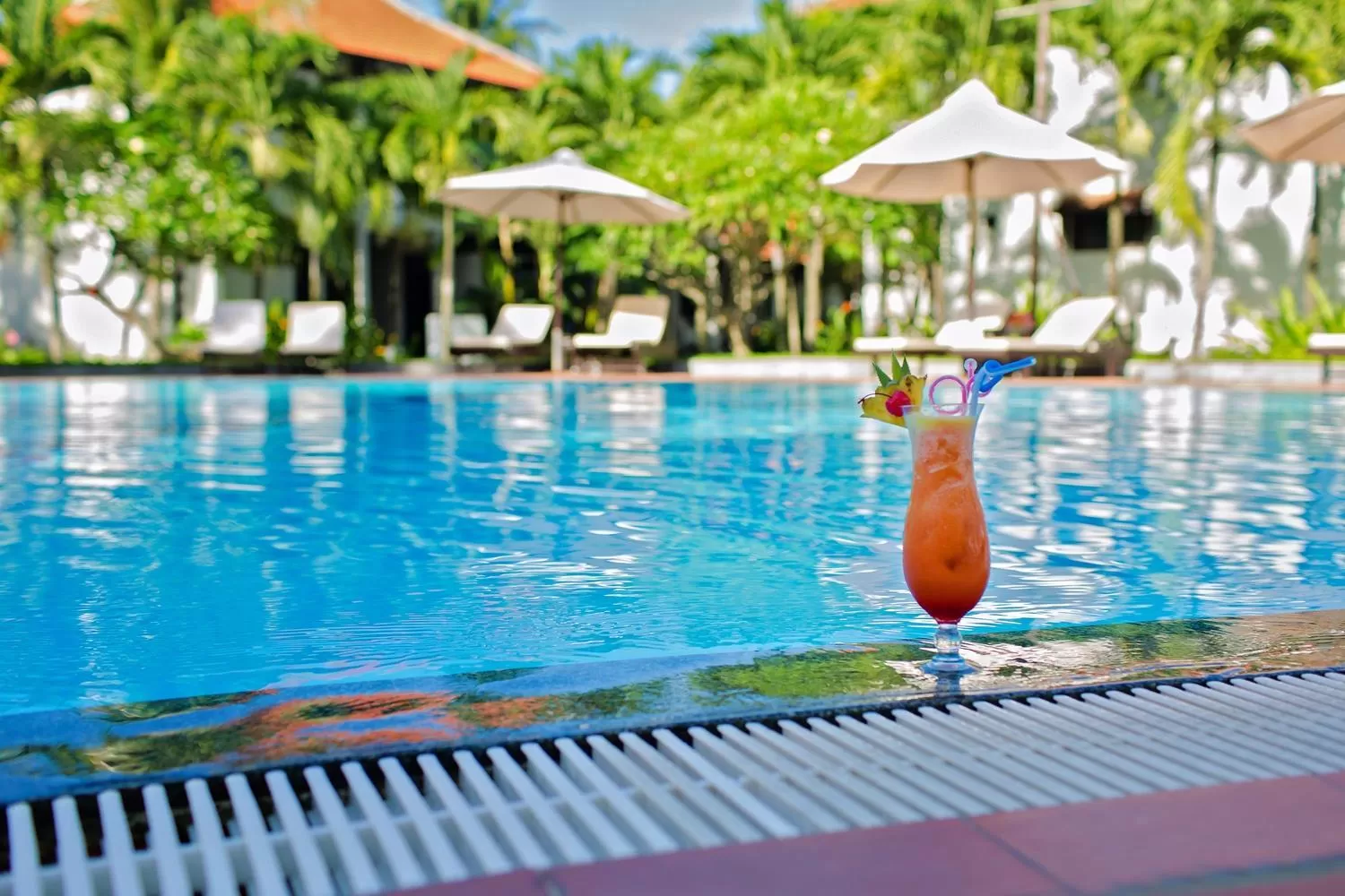 Swimming pool in Hoi An Beach Resort