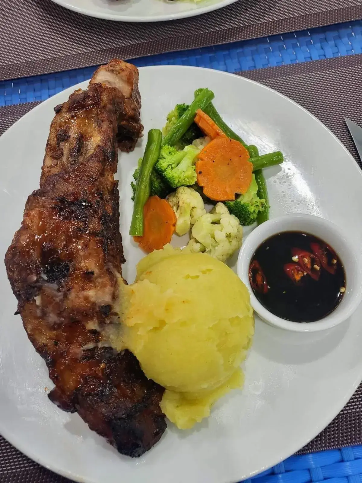 Food in Manarra Sea View Resort