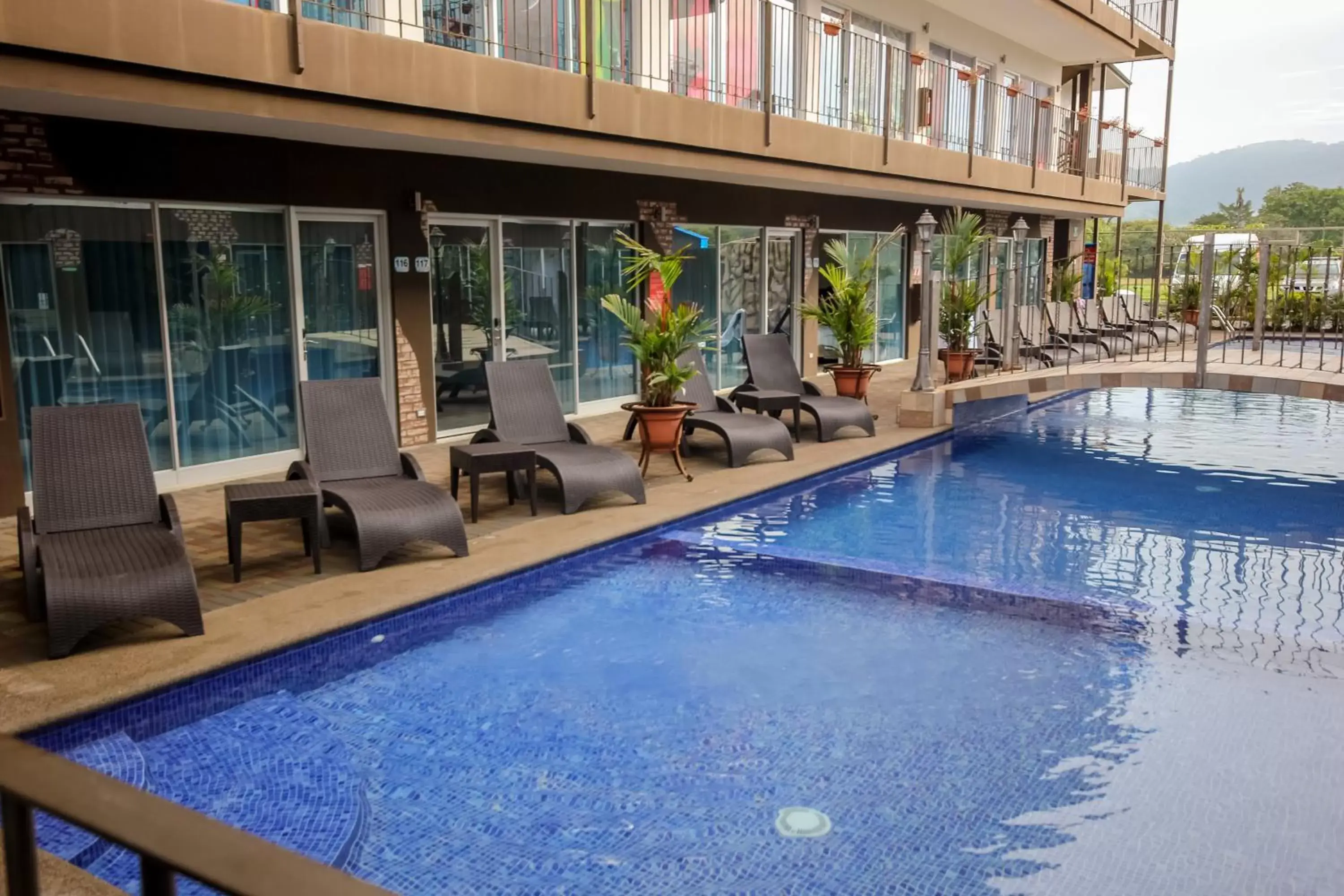 Swimming Pool in Beachfront Hotel Tramonto