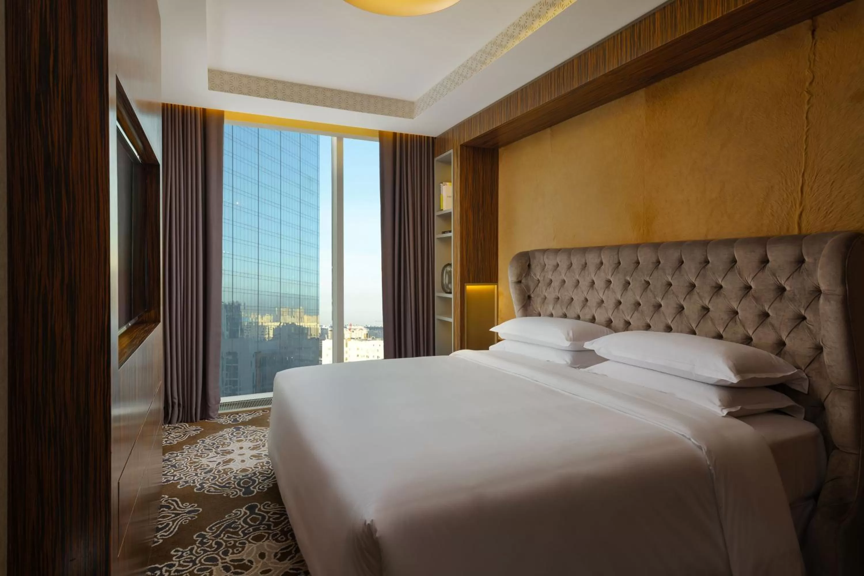 Bedroom, Bed in Sheraton Astana Hotel