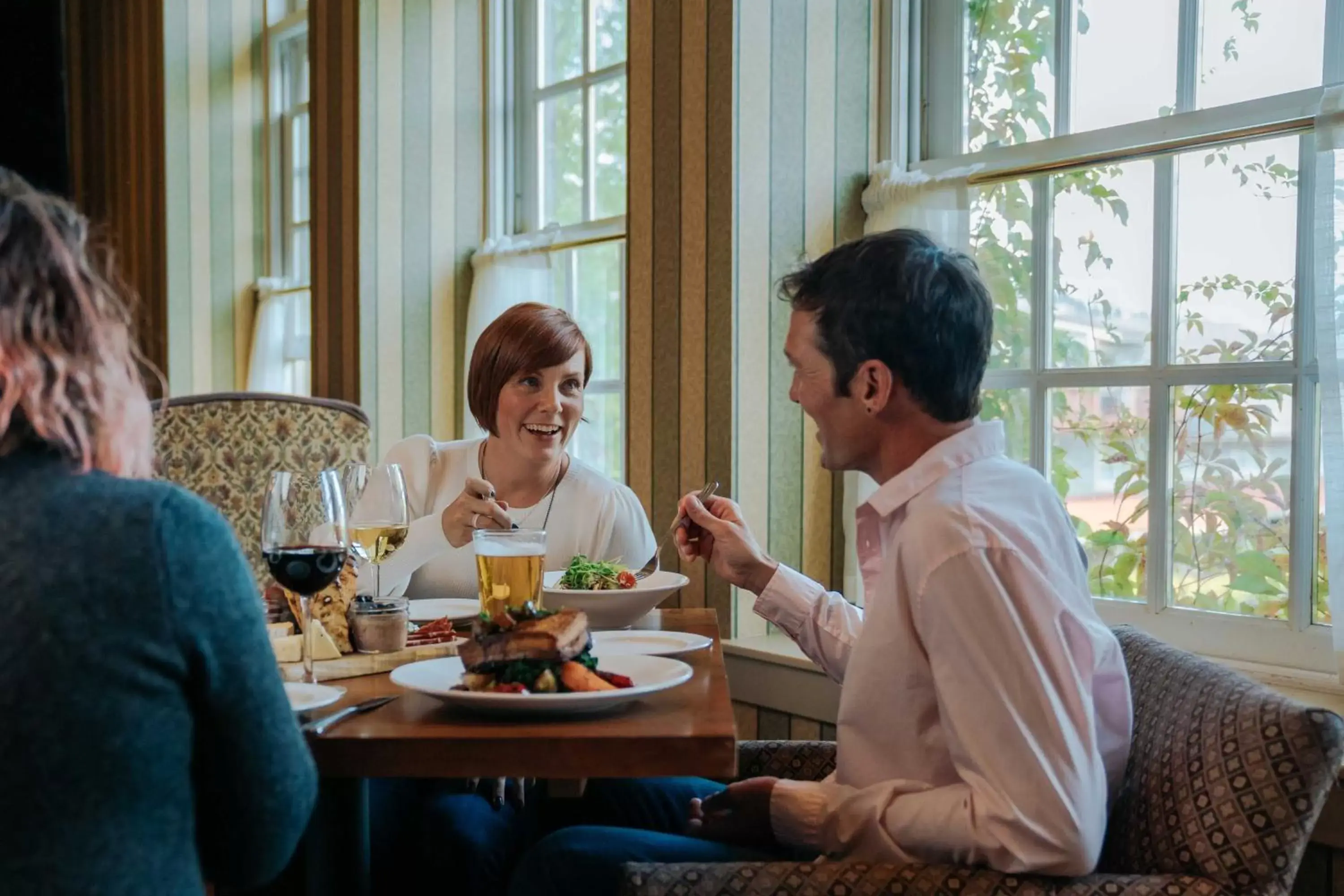 Restaurant/places to eat in St. Eugene Golf Resort & Casino Restaurant/places to eat in St. Eugene Golf Resort & Casino