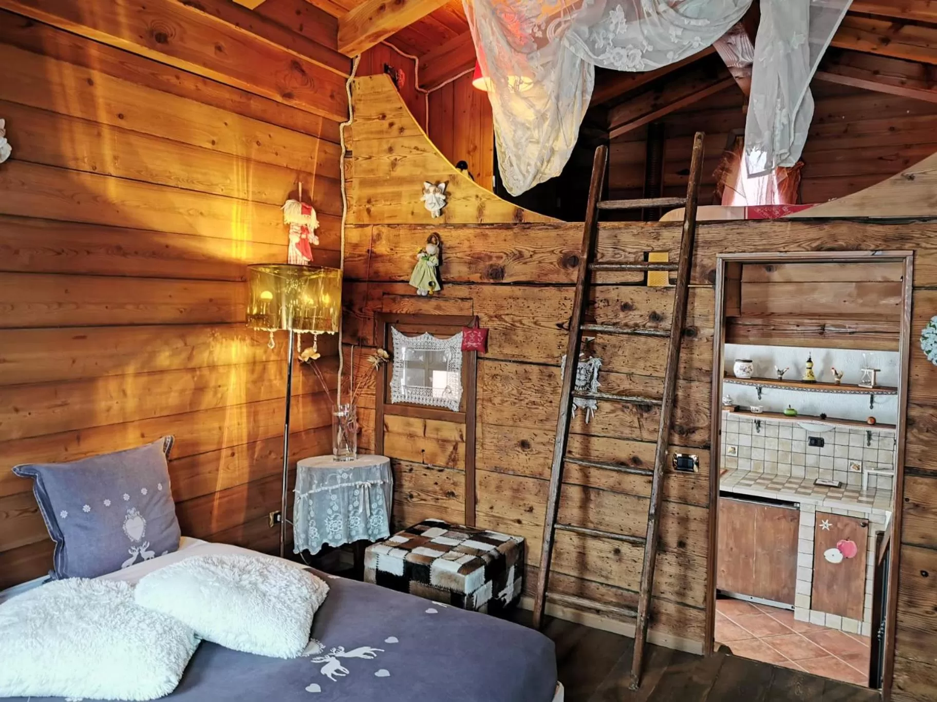 Photo of the whole room, Bed in Maison Le Cler