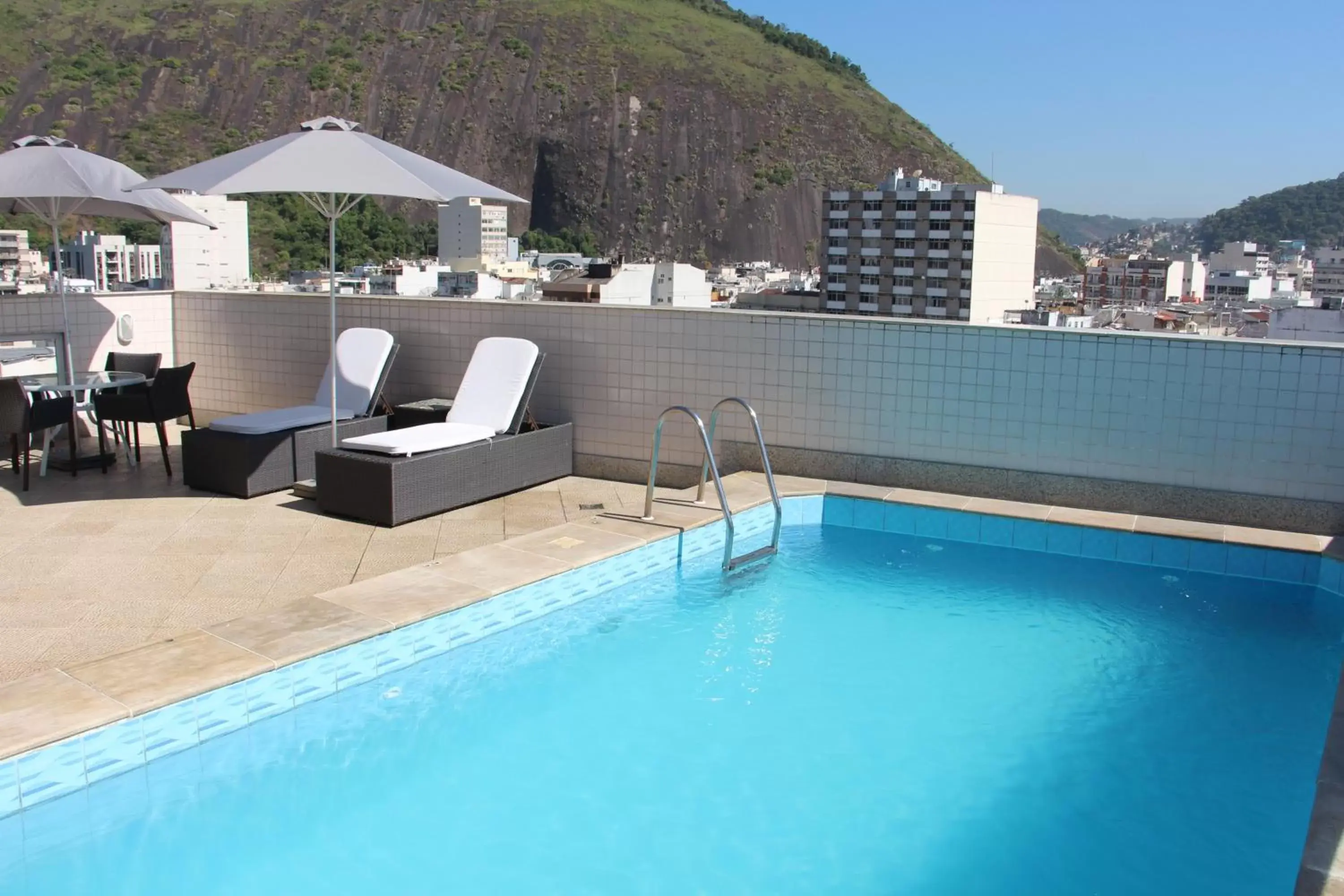 Pool view, Swimming Pool in Riale Vilamar Copacabana