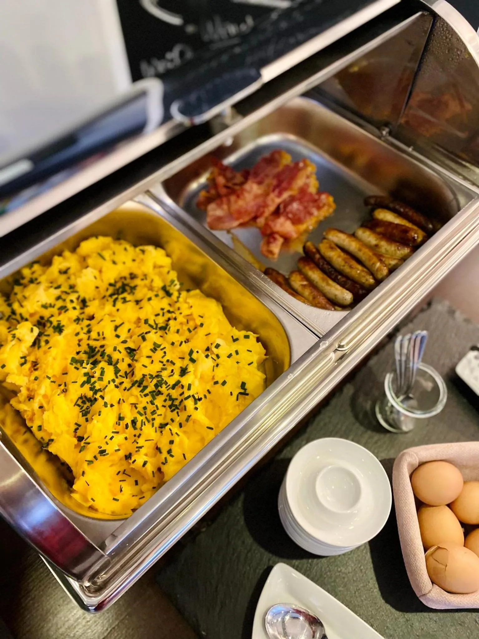 Restaurant/places to eat in Burghotel Nürnberg