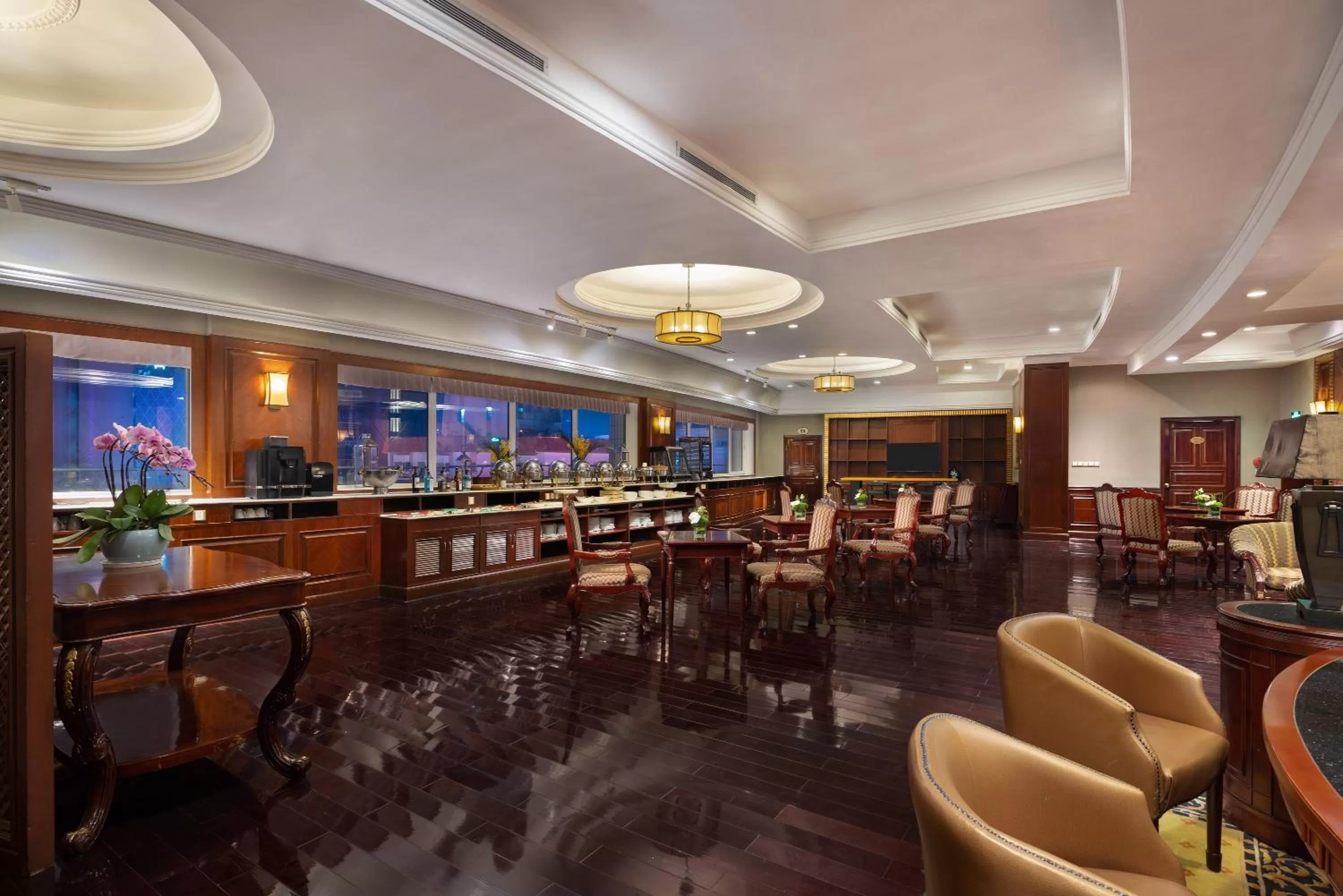 Other, Restaurant/Places to Eat in Crowne Plaza Hotel & Suites Landmark Shenzhen, an IHG Hotel - Nearby Luohu Border, Indoor heated swimming pool, Receive RMB100 SPA coupon upon check-in