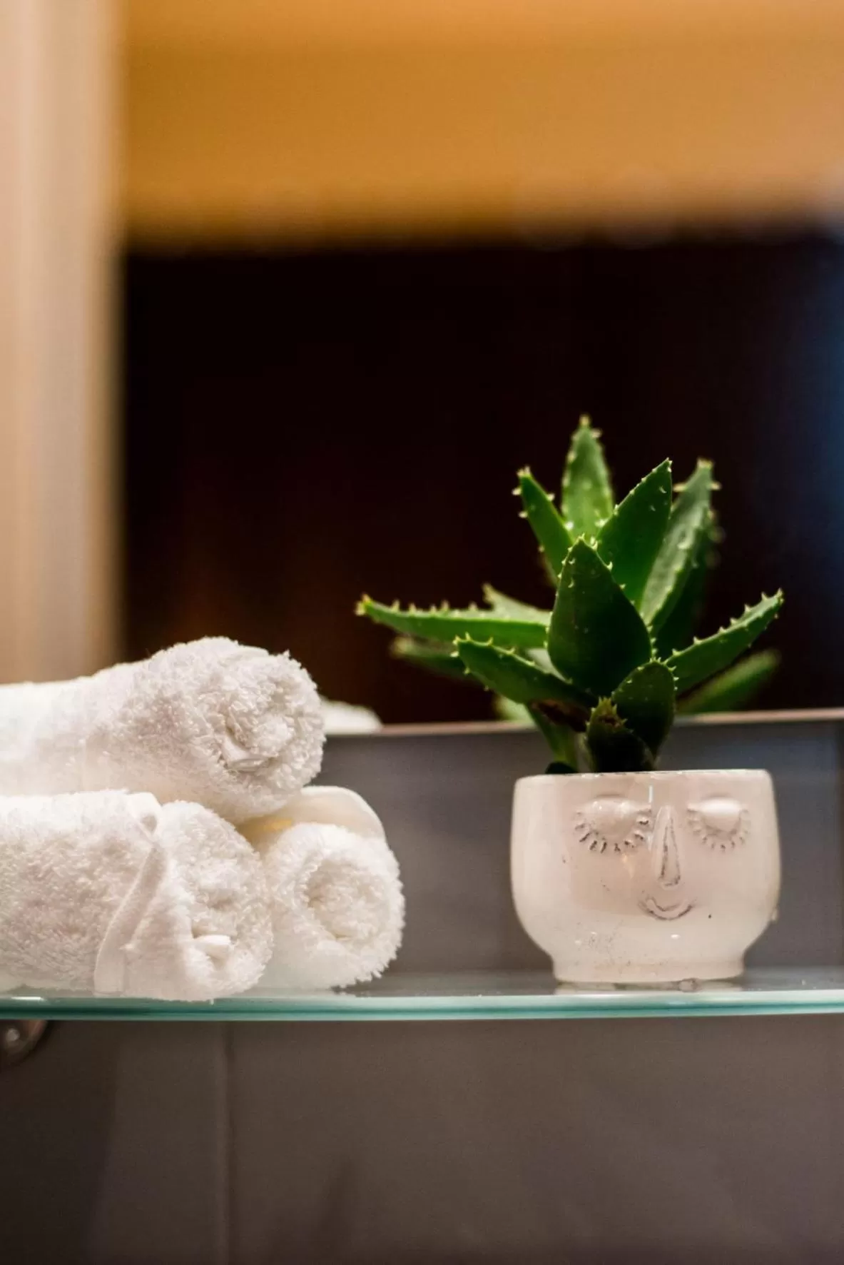 Bathroom in Athens Gem