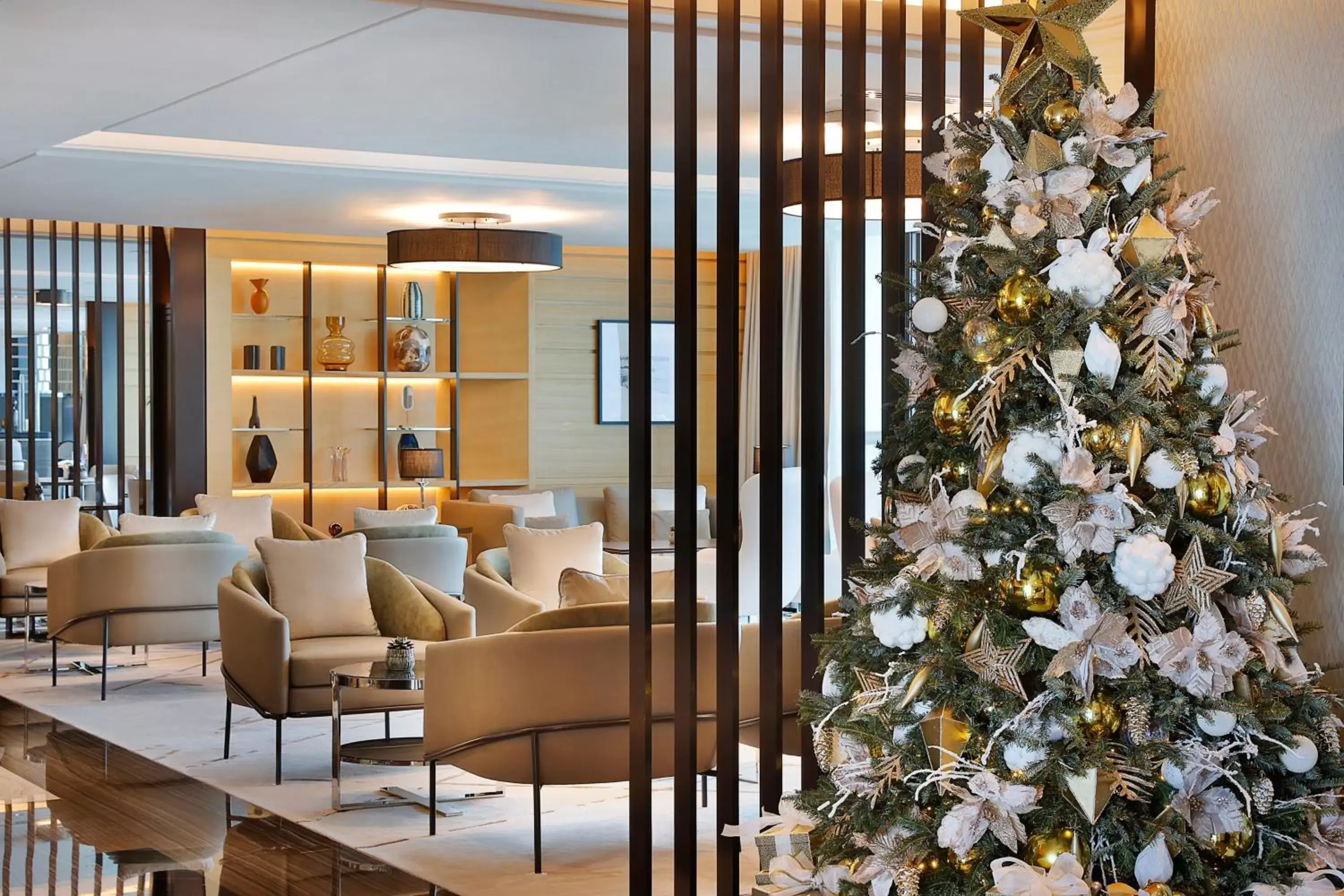 Lounge or bar in Marriott Resort Palm Jumeirah, Dubai