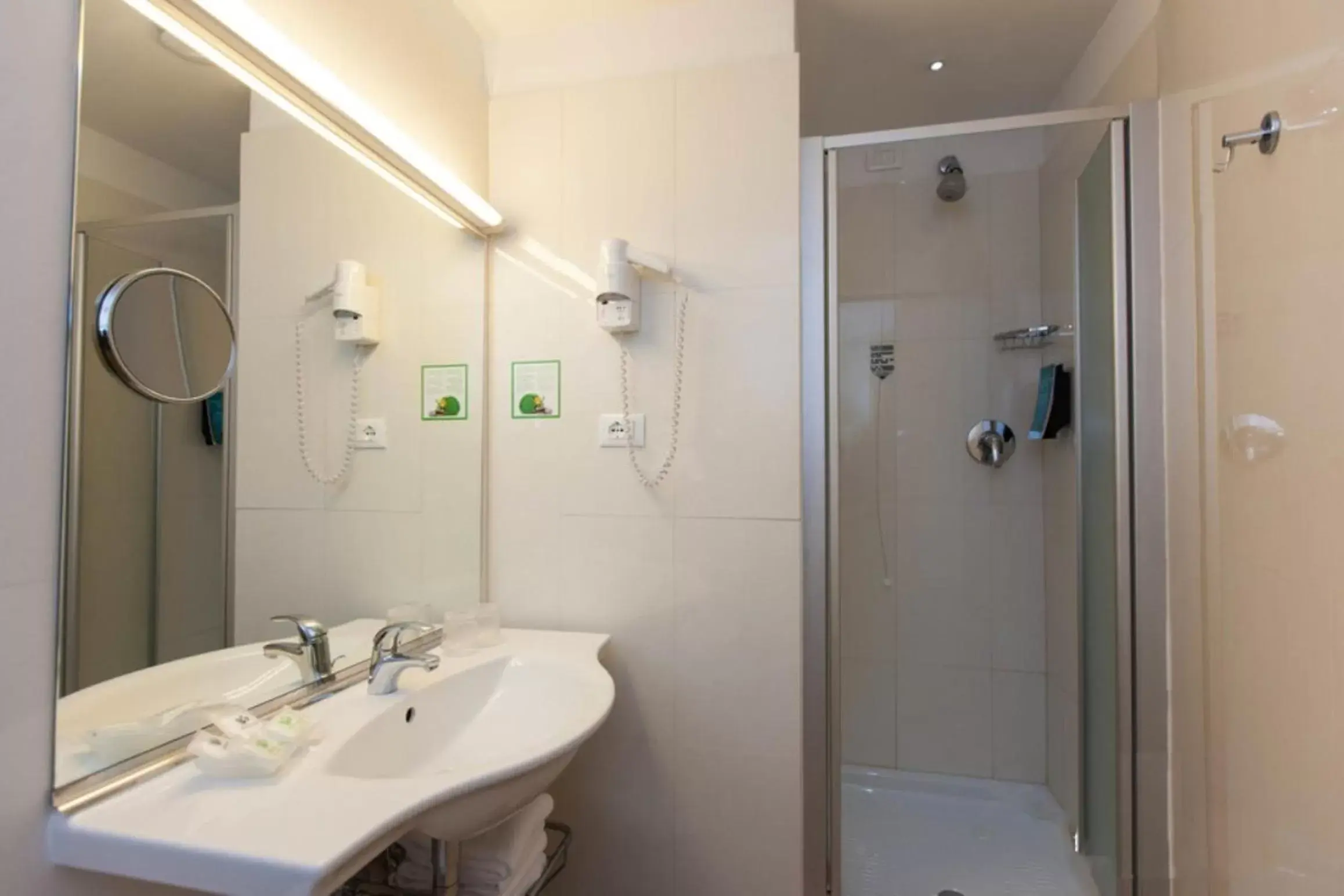 Shower, Bathroom in Best Western Porto Antico