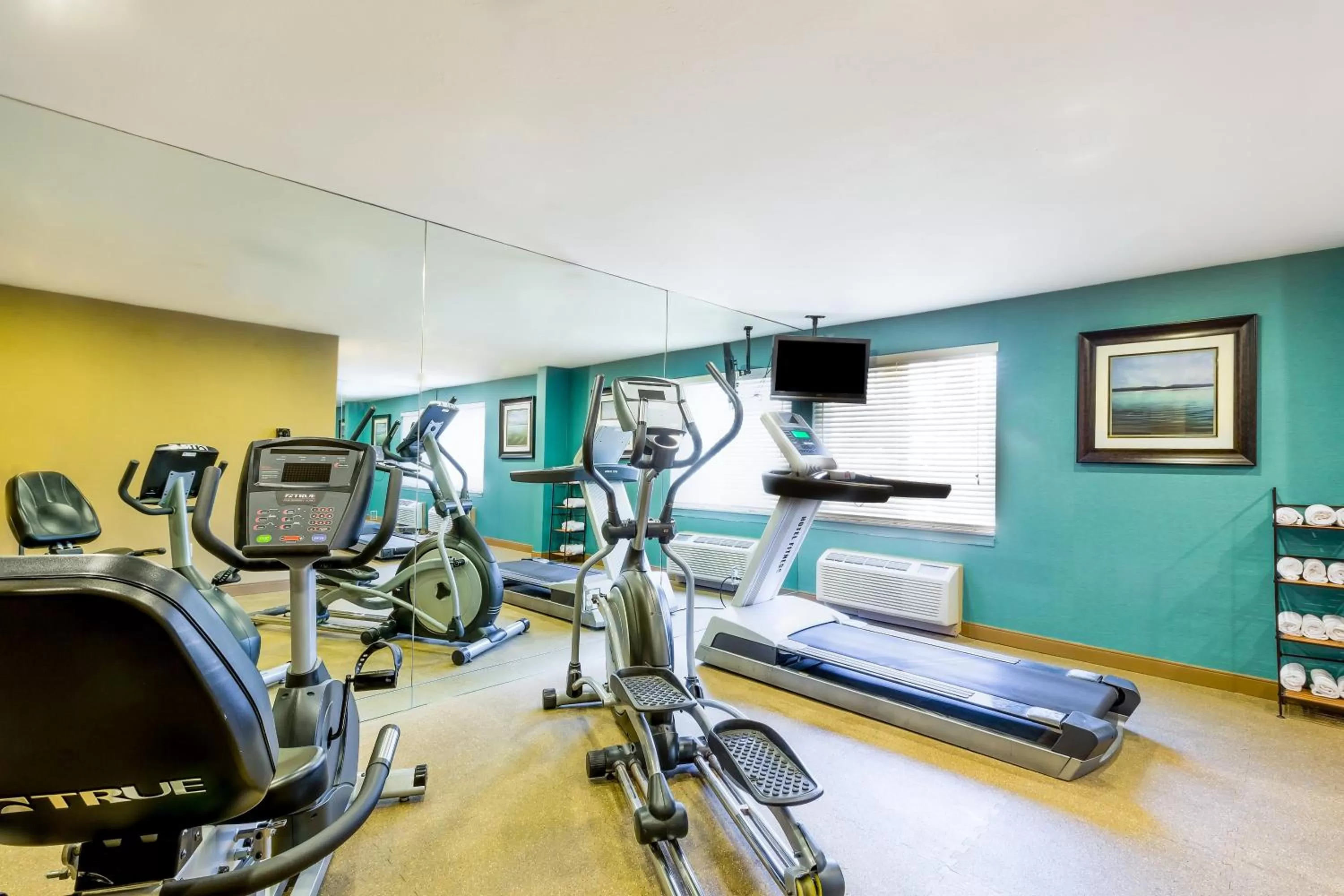 Fitness centre/facilities in GreenTree Inn San Diego Mission Bay
