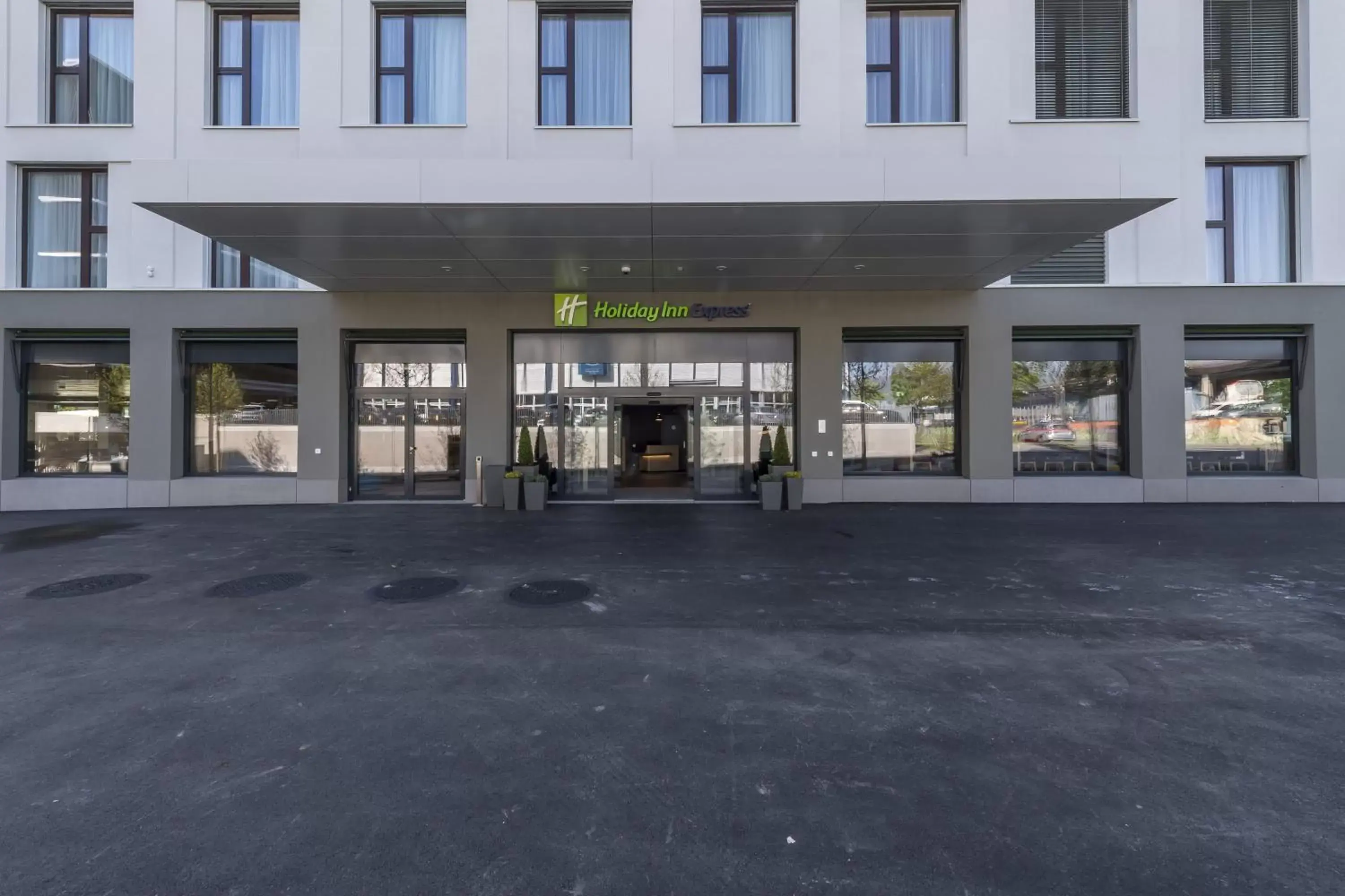 Property building in Holiday Inn Express - Luzern - Kriens, an IHG Hotel