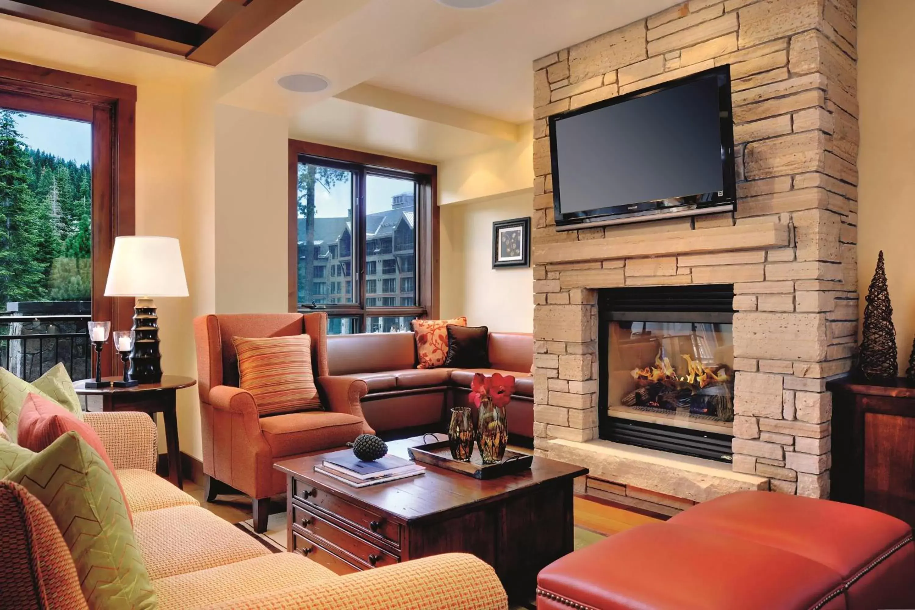 Living room, Seating Area in The Ritz-Carlton, Lake Tahoe