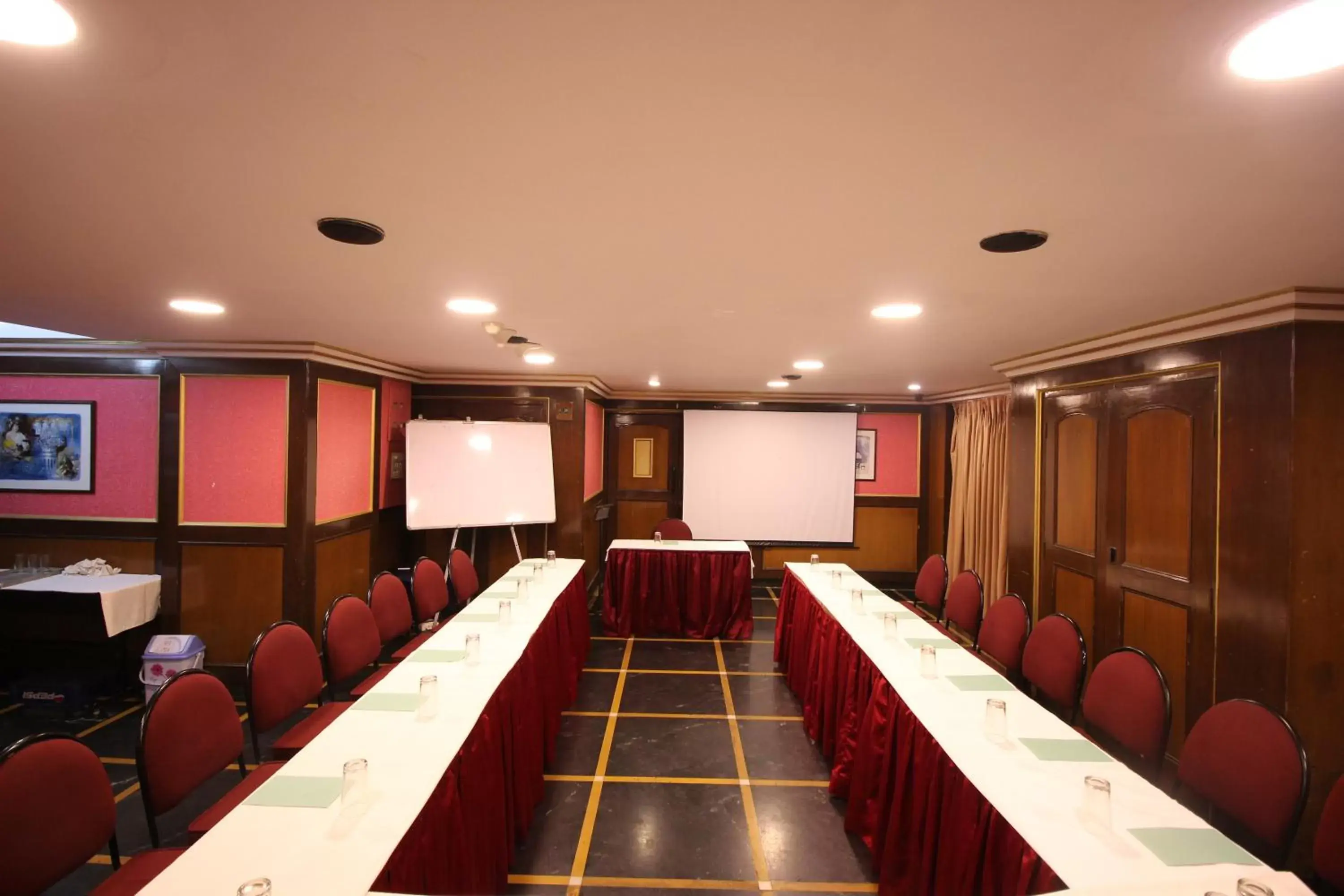 Meeting/conference room in Hotel Park View, Mumbai