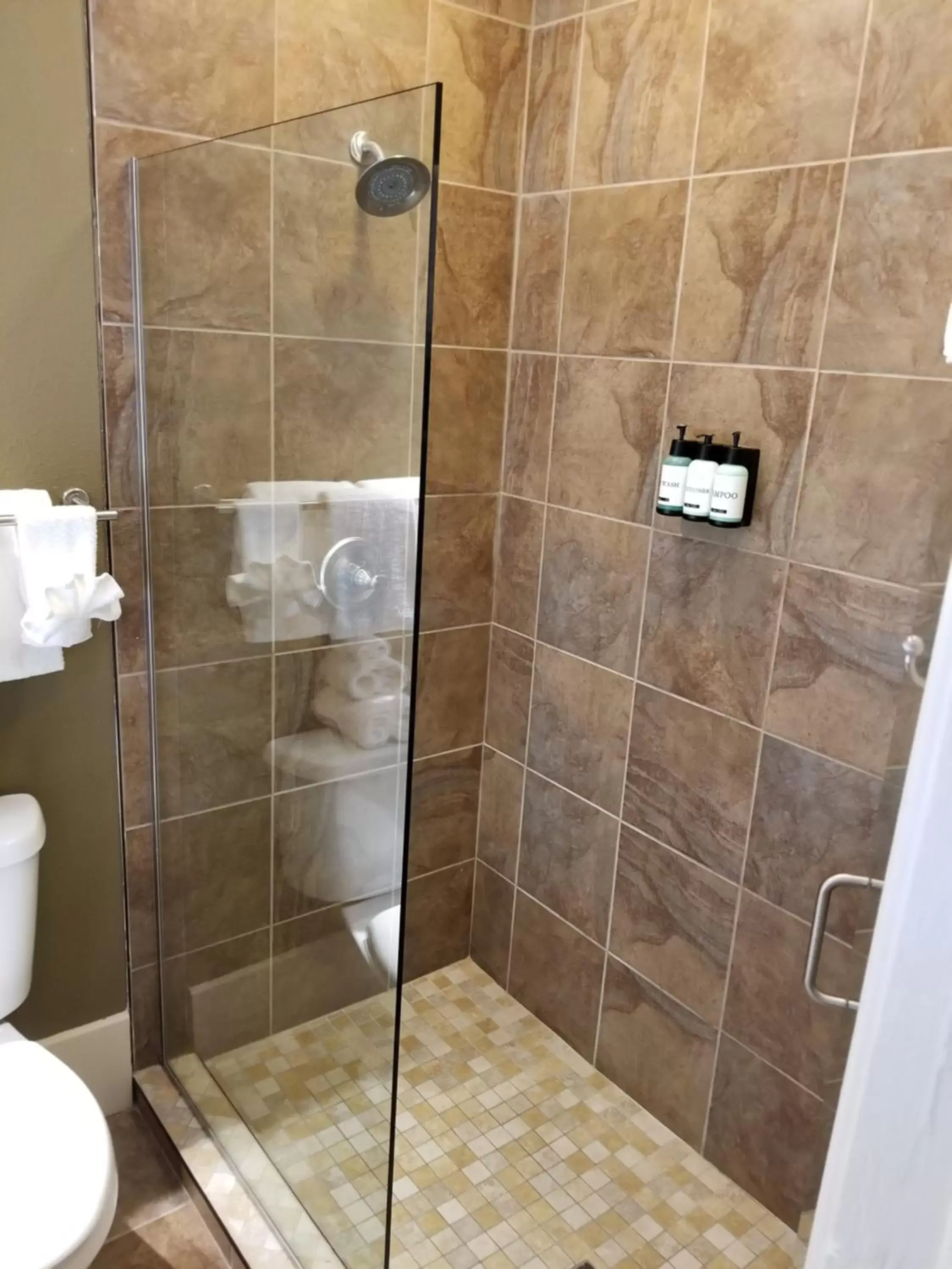 Bathroom in 1905 Basin Park Hotel