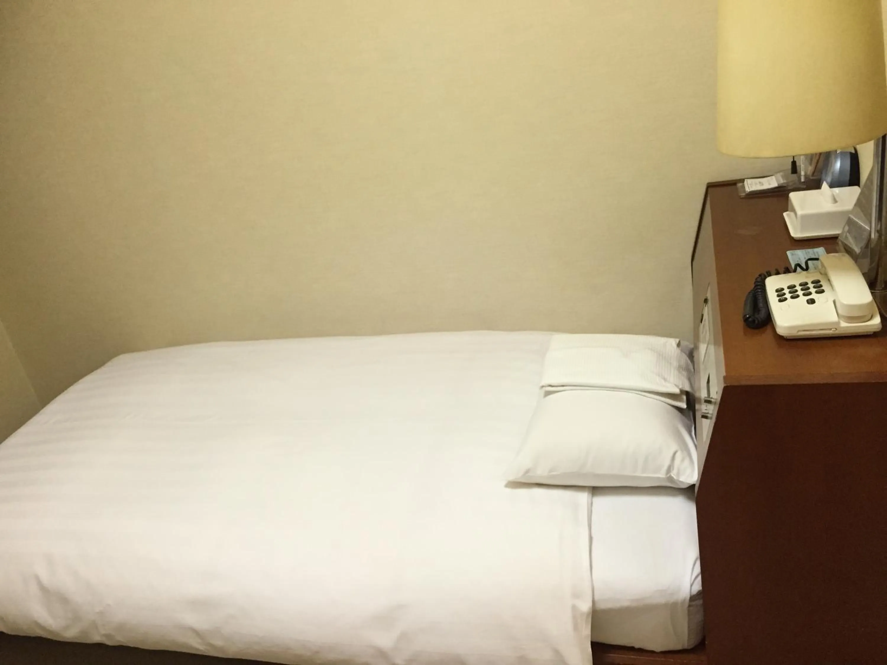 Bed in Sky Heart Hotel Kawasaki