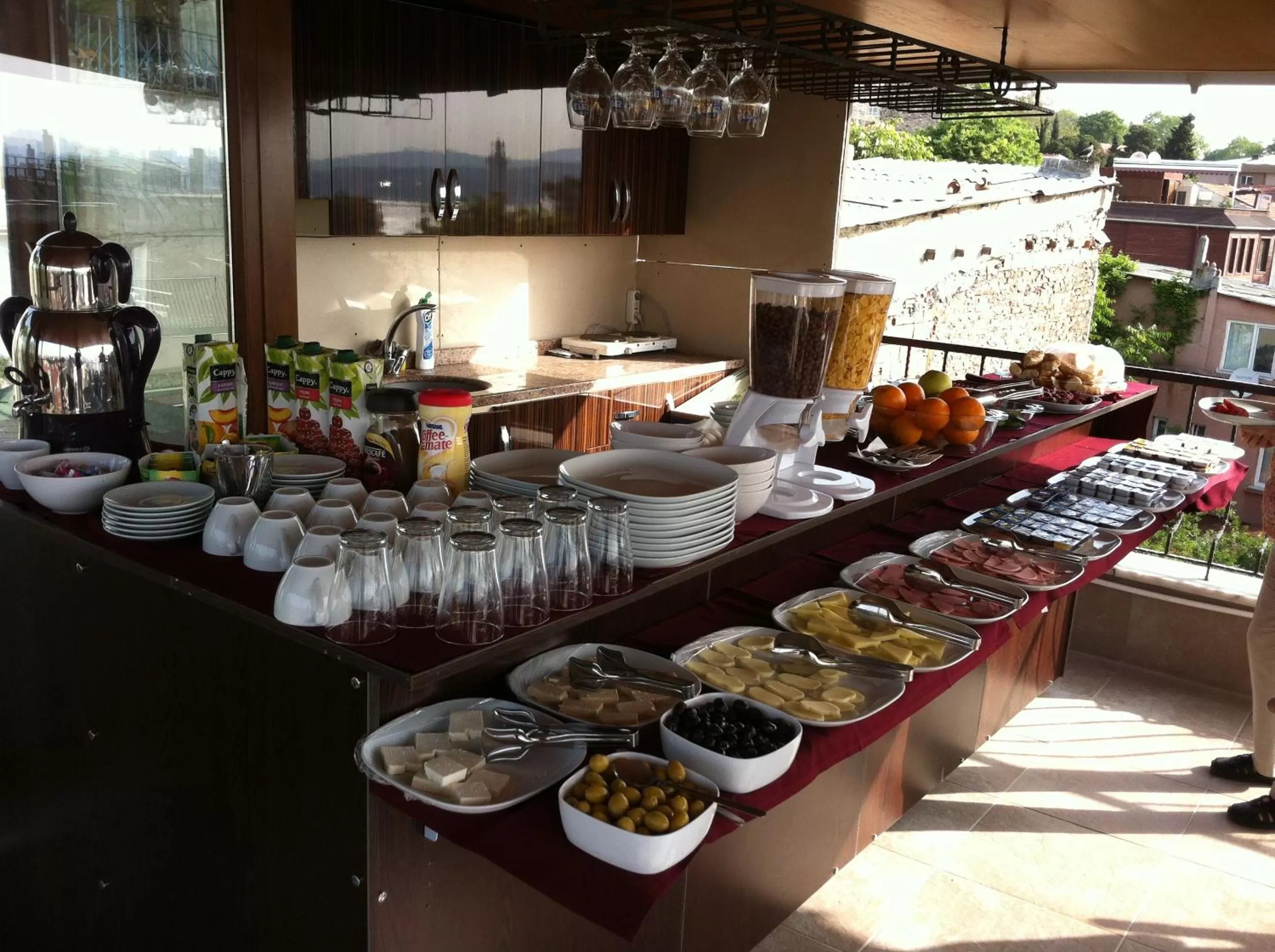 Food and drinks in Spinel Hotel - Old City