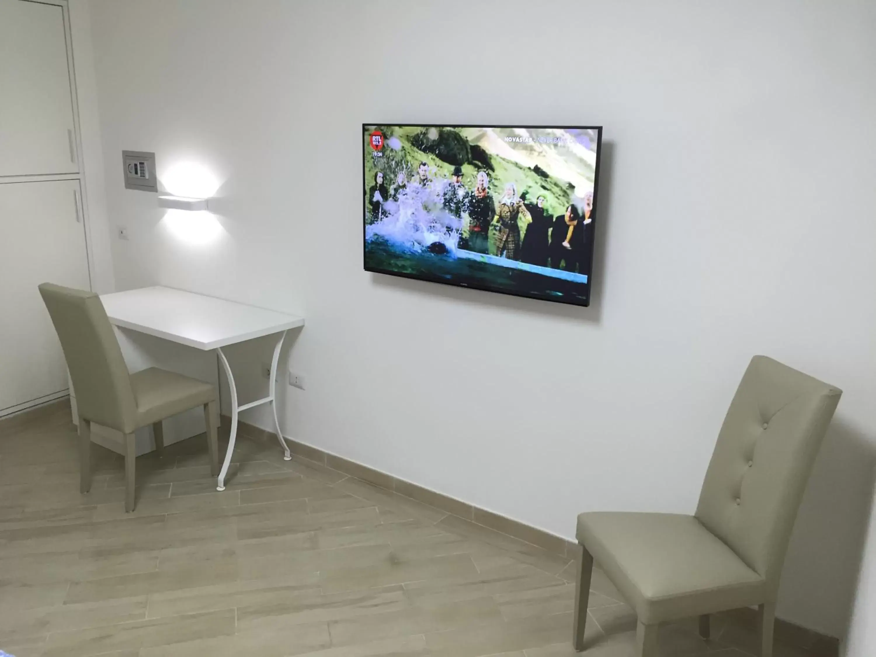 Bedroom, Seating Area in B&B Quintino Sella