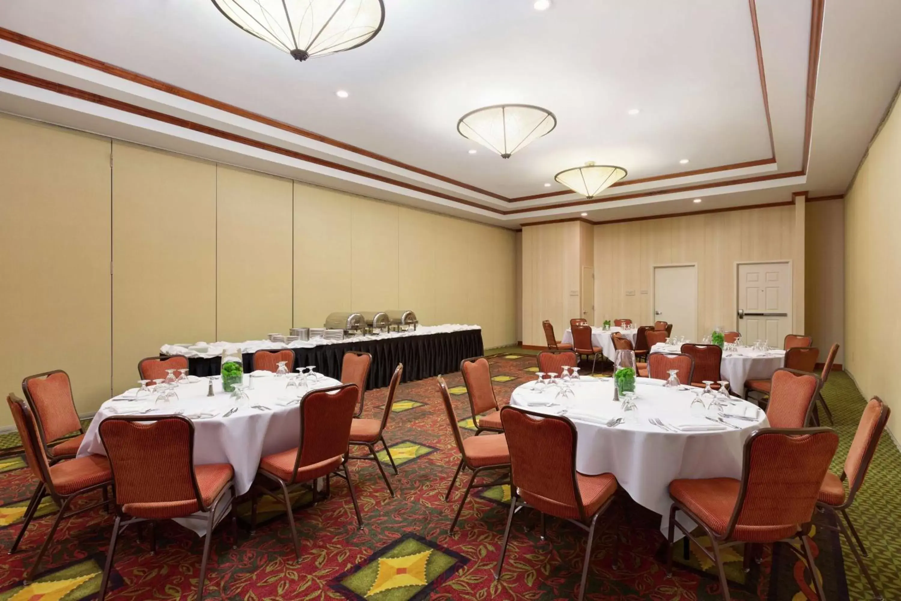 Meeting/conference room, Restaurant/Places to Eat in Hilton Garden Inn Shreveport