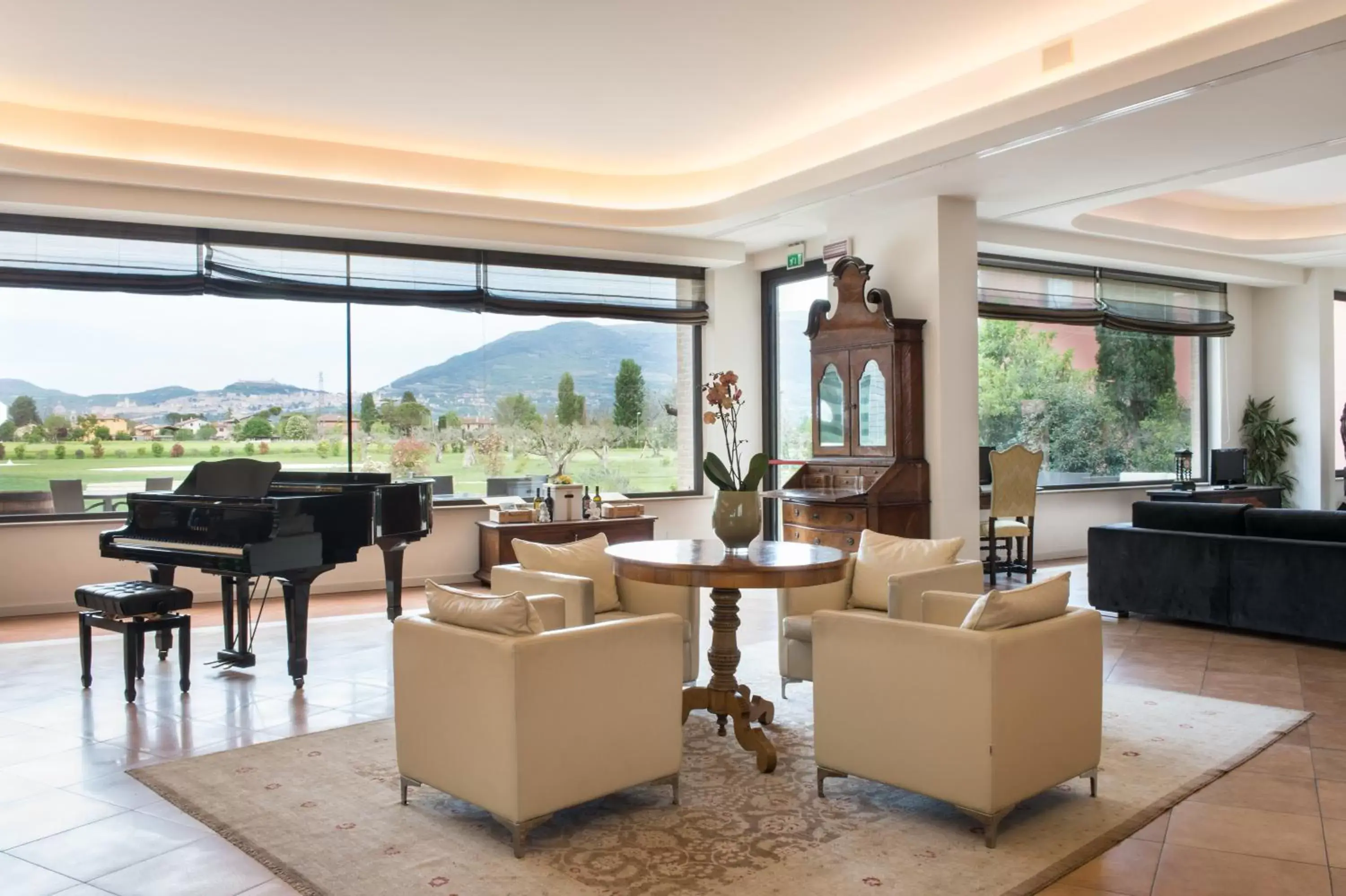 Lobby or reception in Valle di Assisi Hotel & Spa