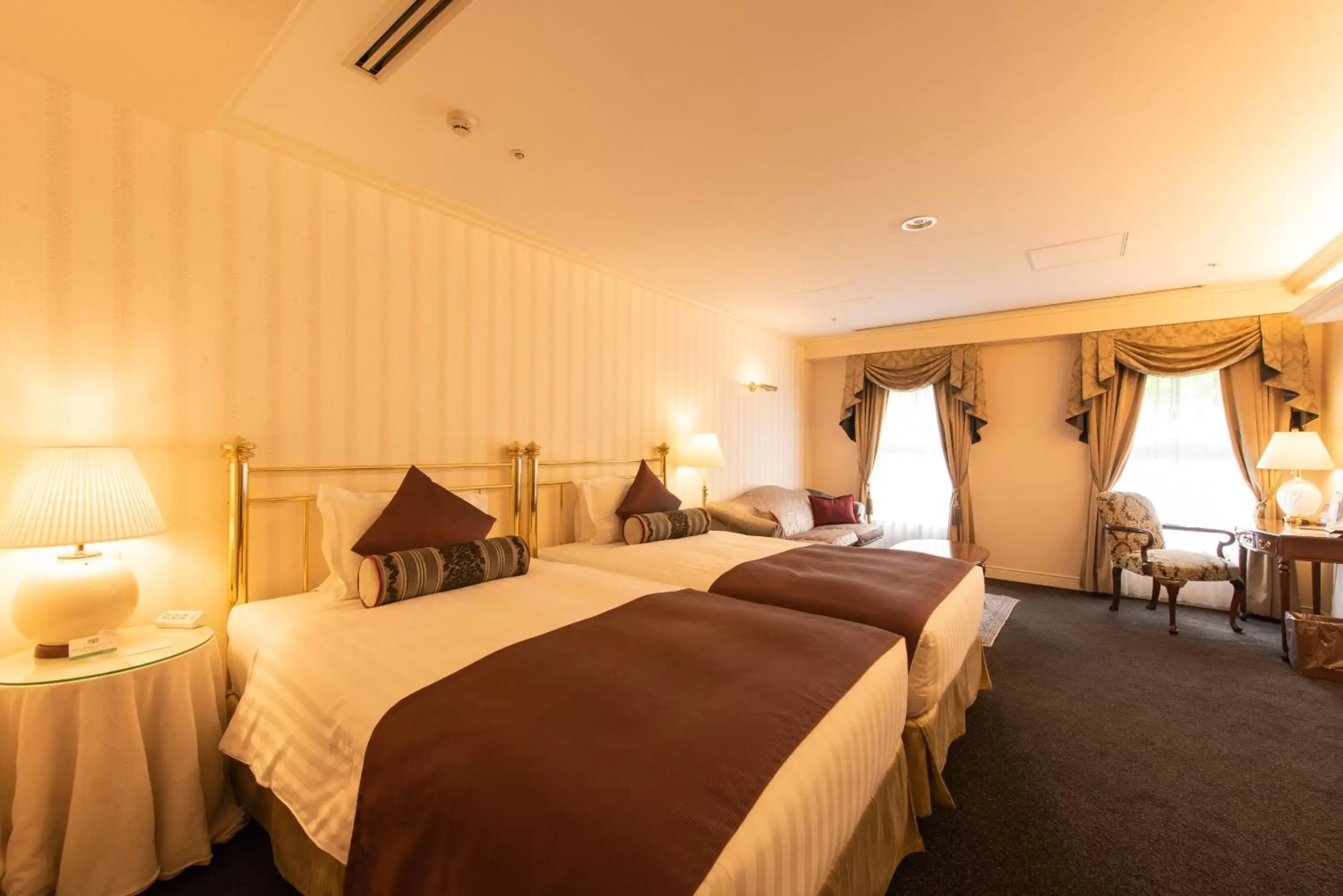 Photo of the whole room, Bed in Kobe Kitano Hotel