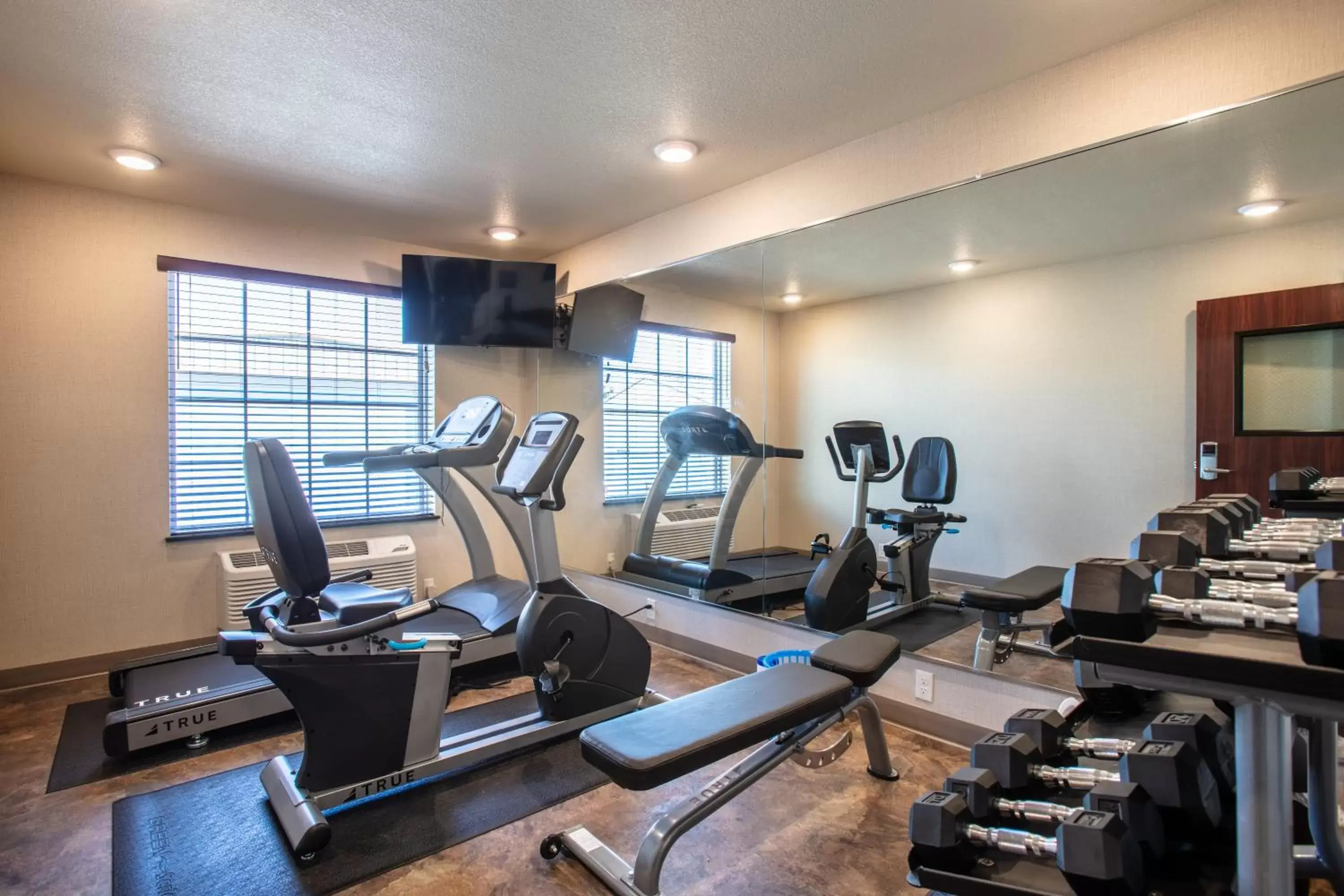 Fitness centre/facilities, Fitness Center/Facilities in Cobblestone Inn & Suites - Pine Bluffs