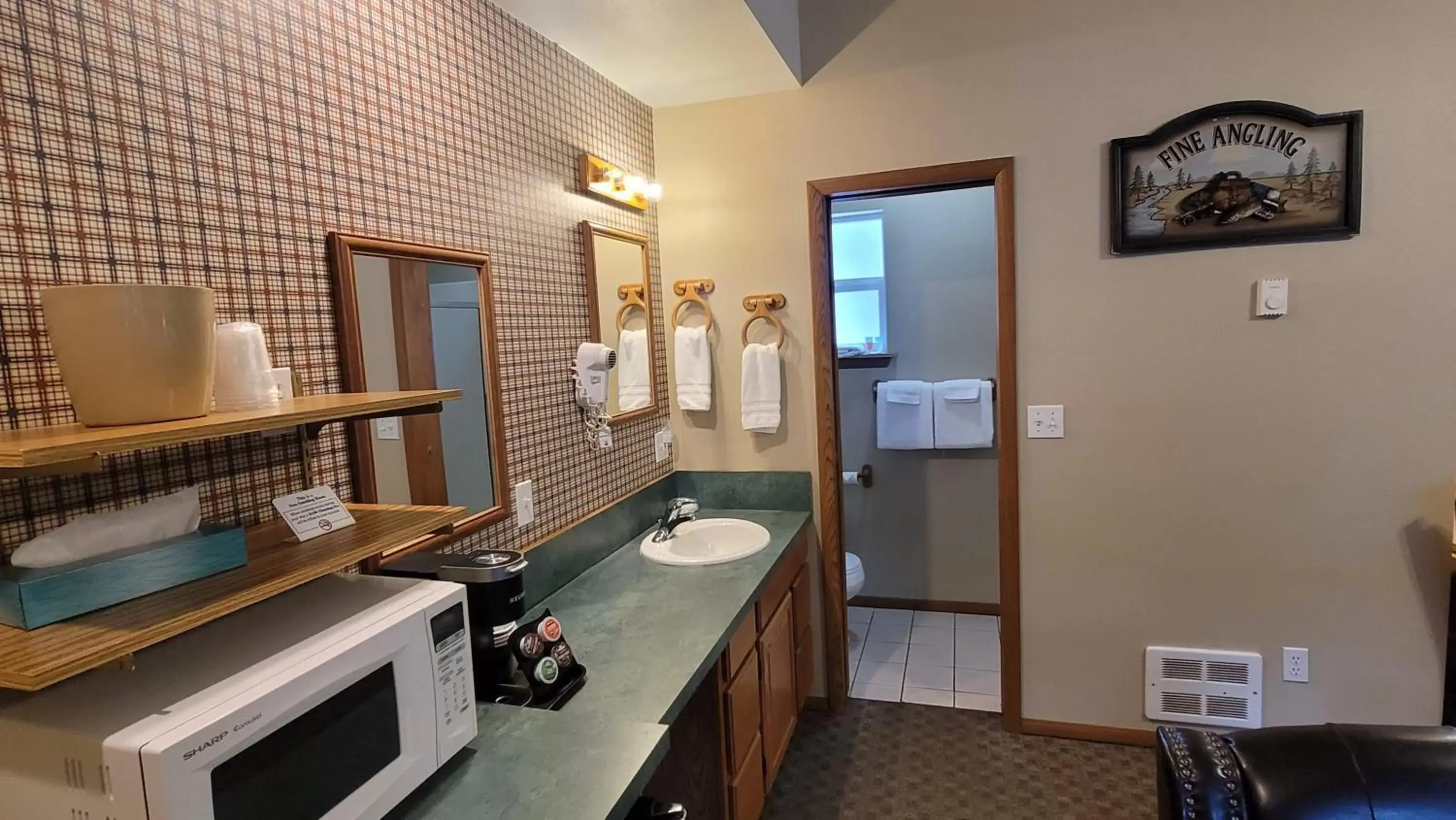 Bathroom in Riverfront Motel & Cabins