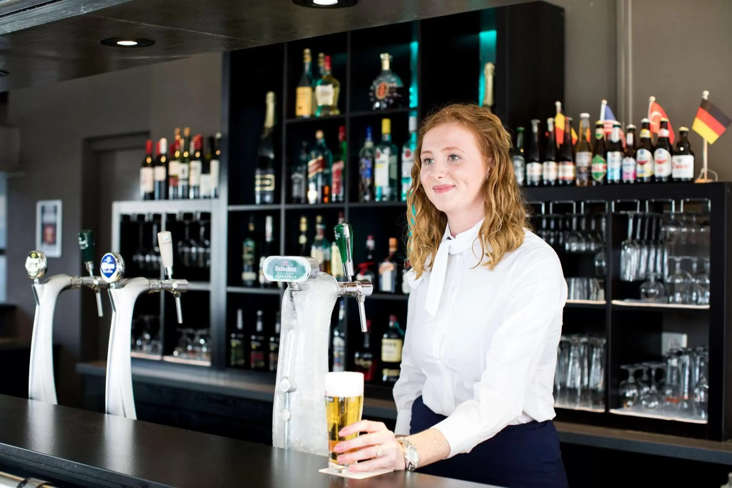 Lounge or bar, Lounge/Bar in NH Zoetermeer Hotel